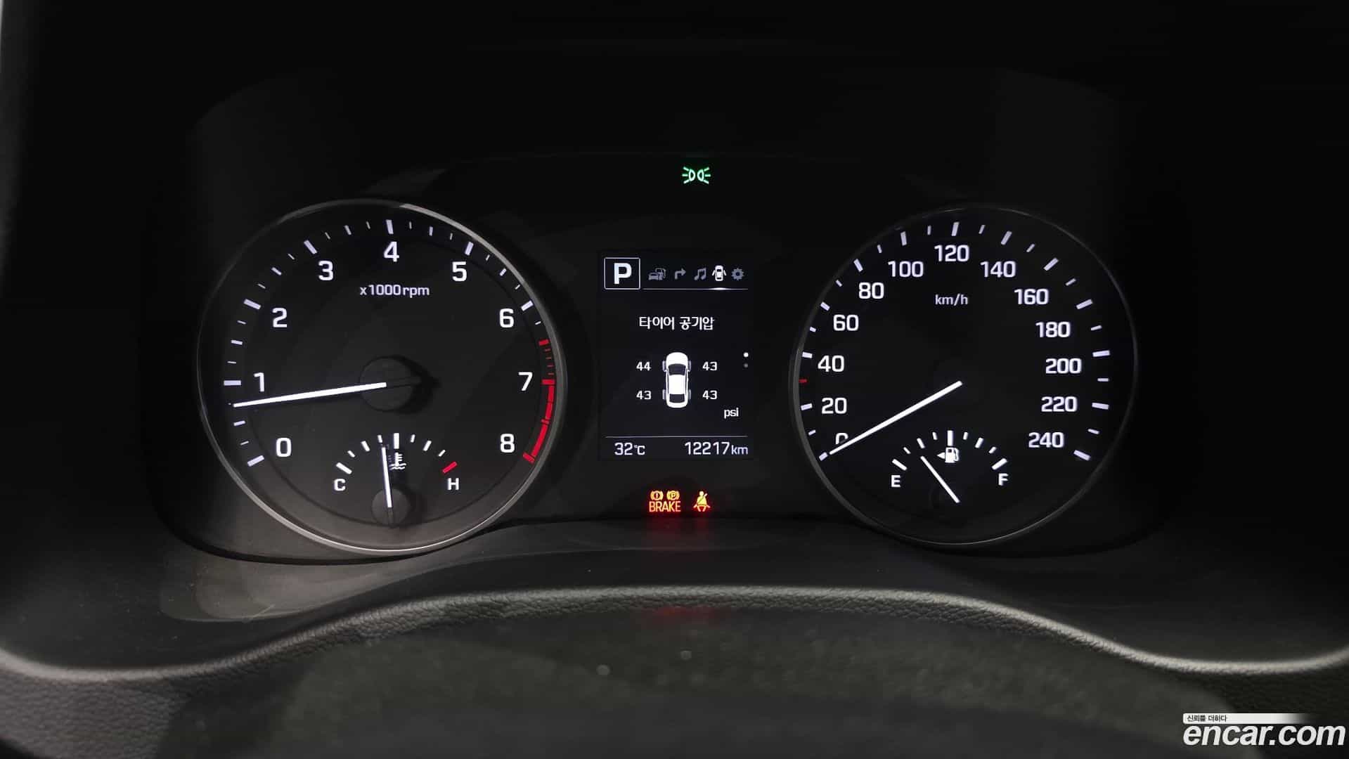 AVANTE Hyundai 2018.7-INNER-008