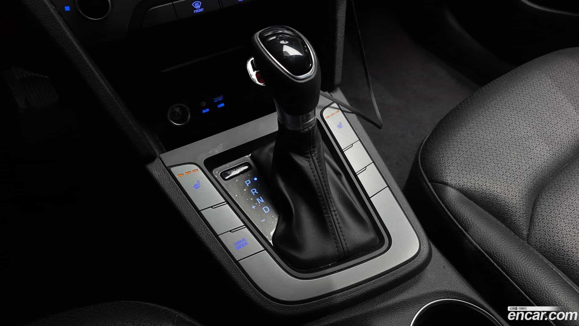 AVANTE Hyundai 2018.7-INNER-009