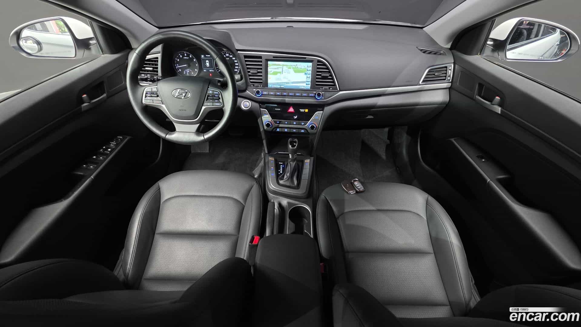 AVANTE Hyundai 2016.8-INNER-007