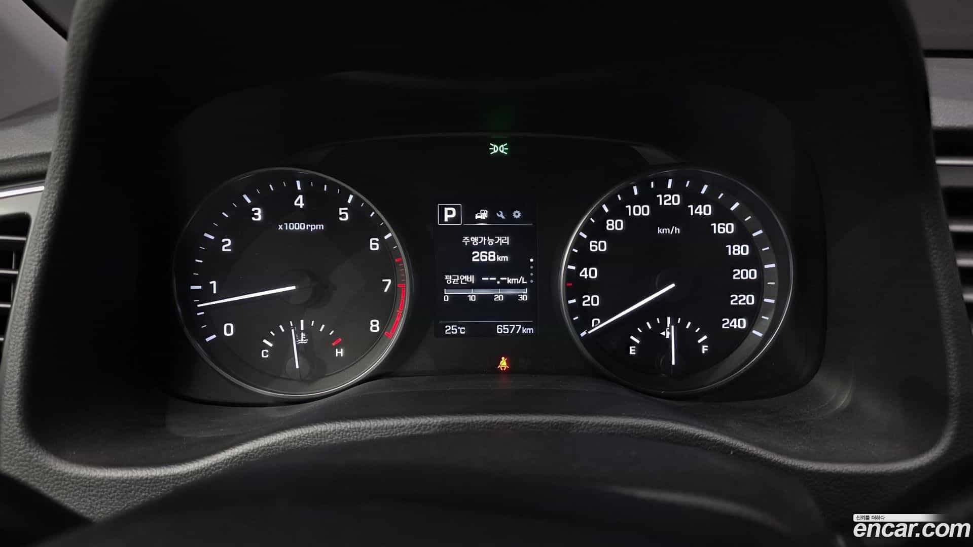AVANTE Hyundai 2016.8-INNER-008