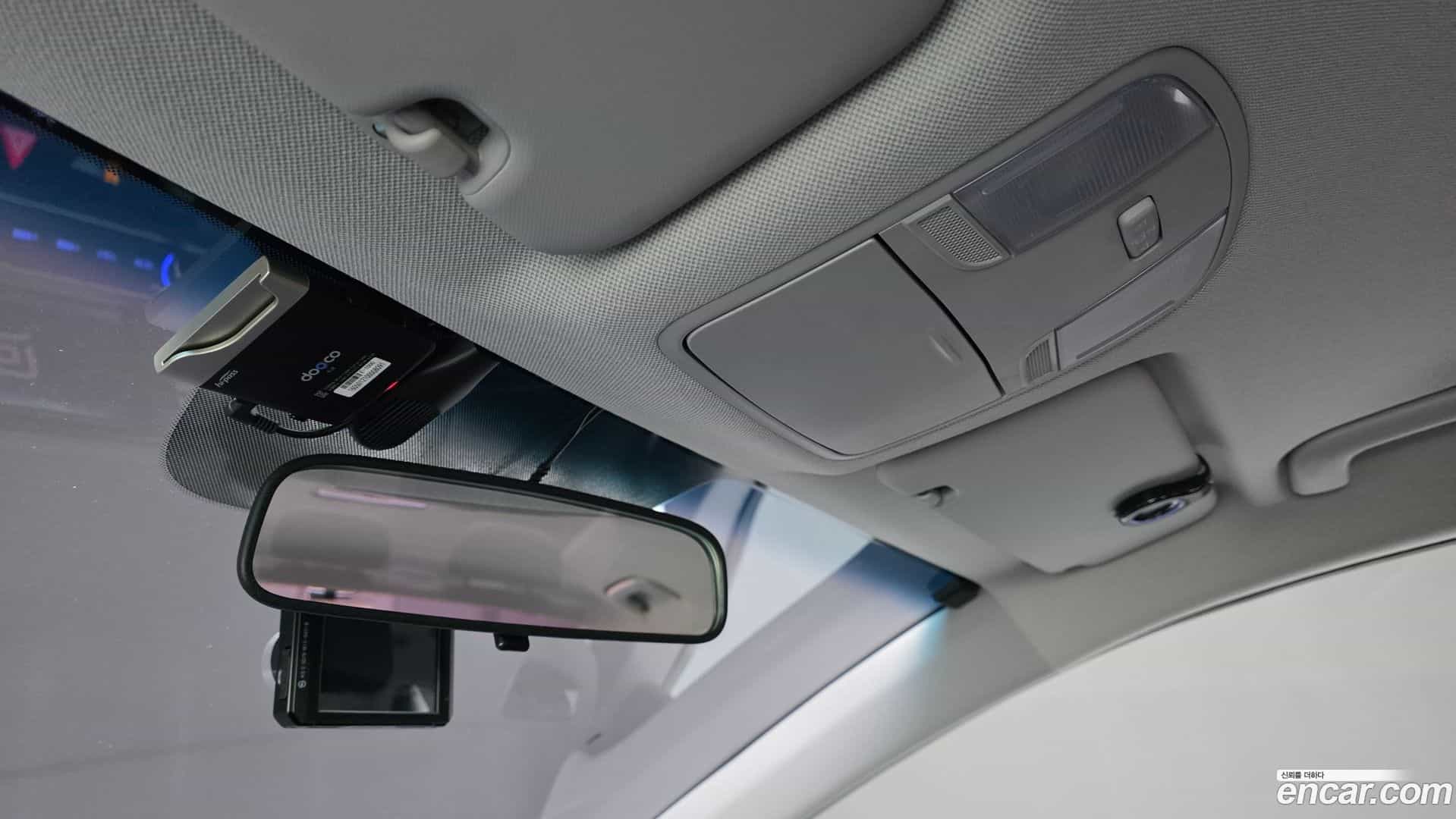 AVANTE Hyundai 2016.8-OPTION-021