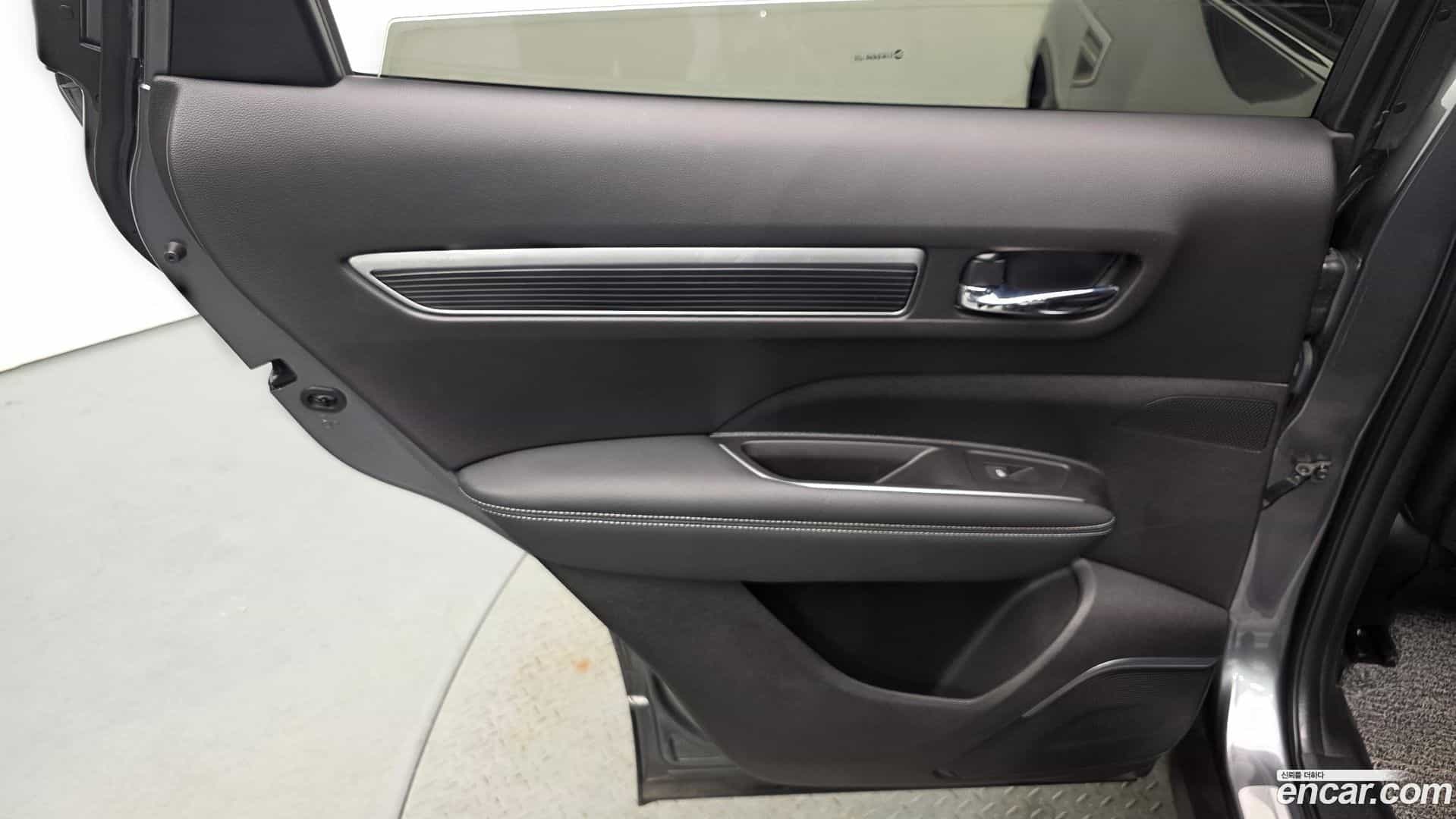 QM6 Renault Korea 2023.1-INNER-035