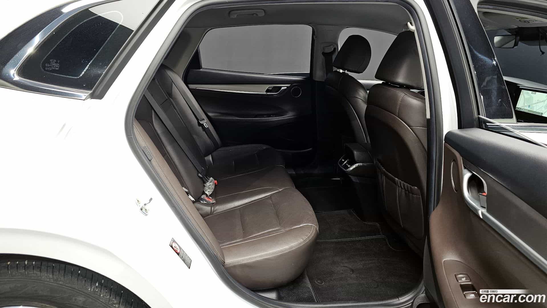 Grandeur Hyundai 2020.6-OPTION-015