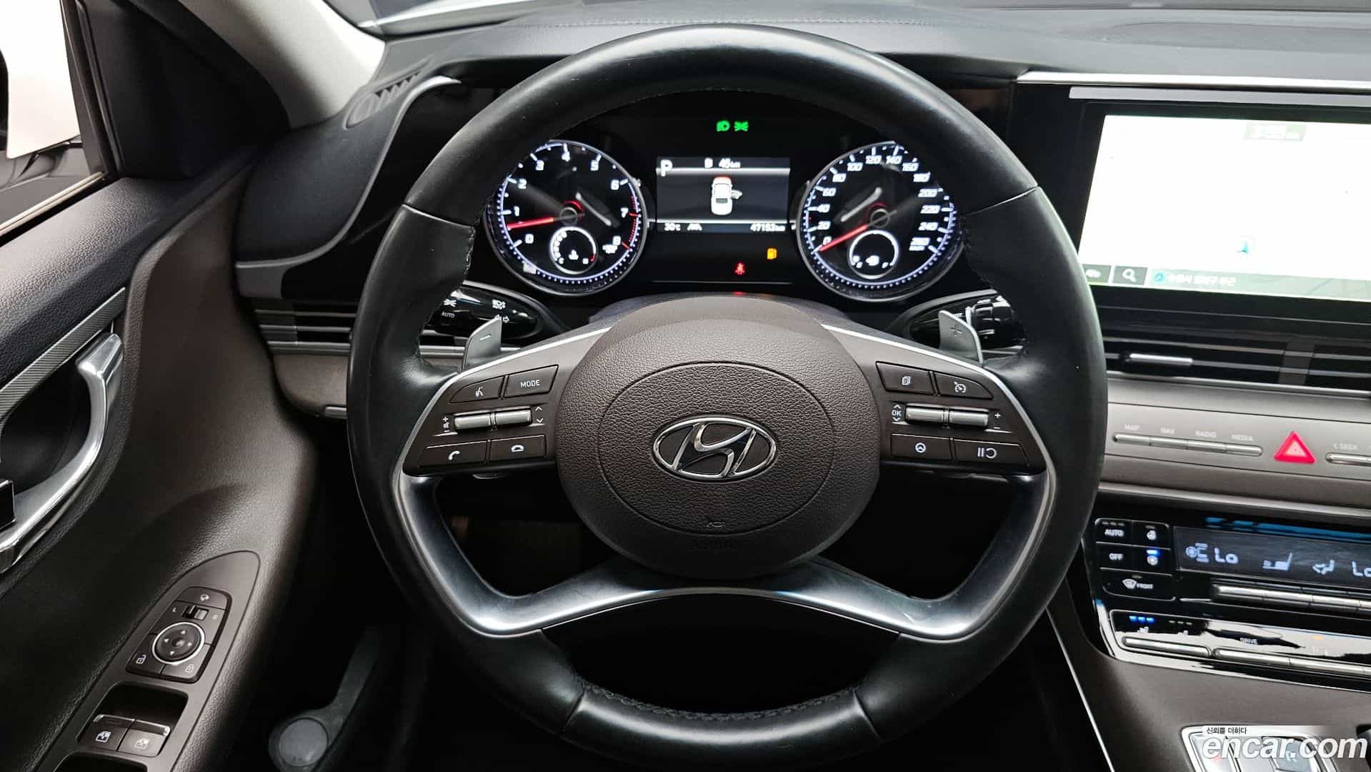 Grandeur Hyundai 2020.6-OPTION-016