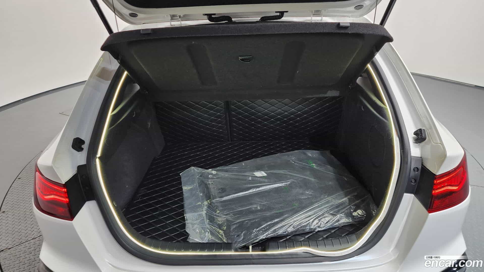 K3 Kia 2018.10-OPTION-024