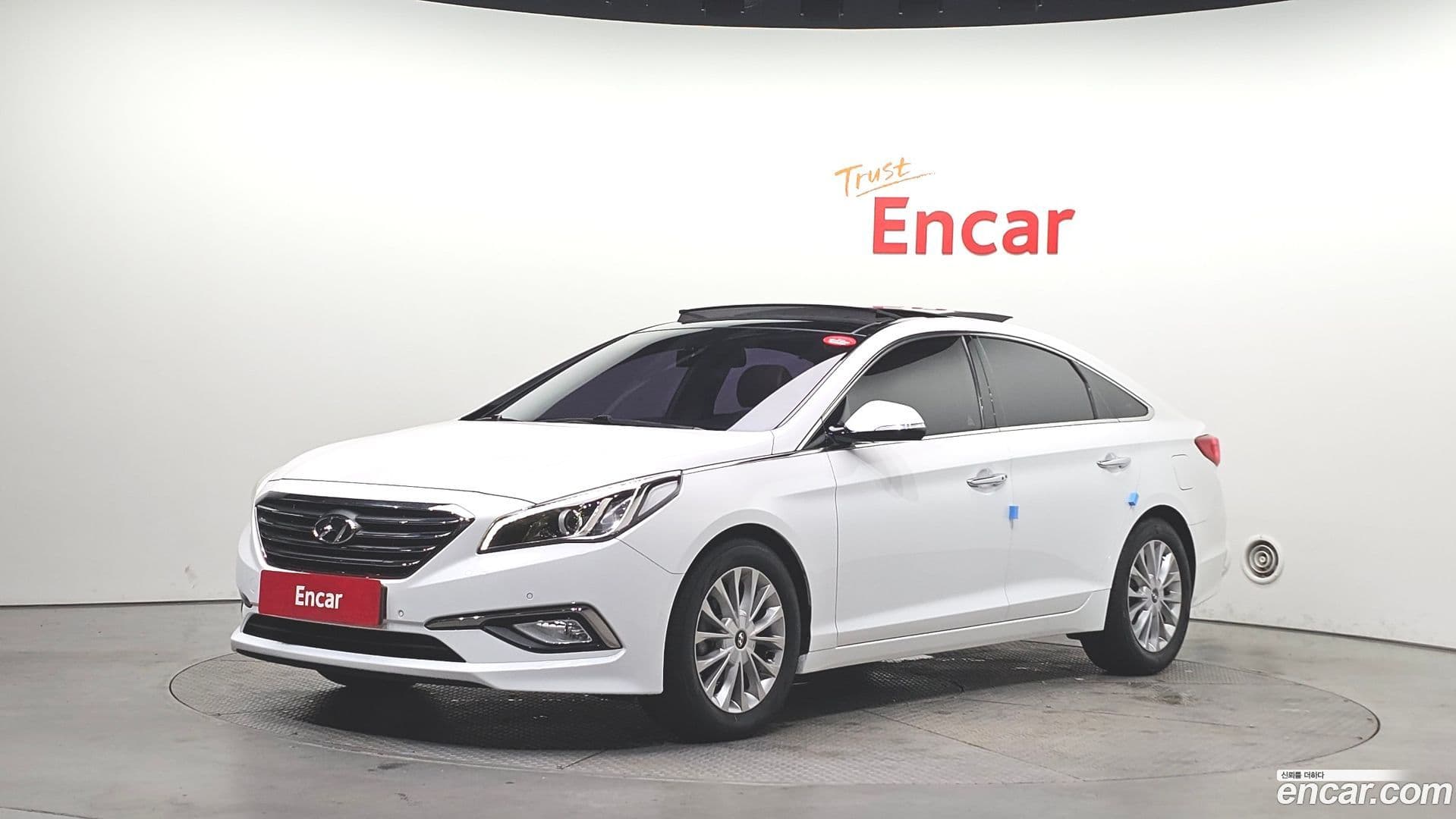 Main__Slider__Photo:Sonata Hyundai 2016.4-0