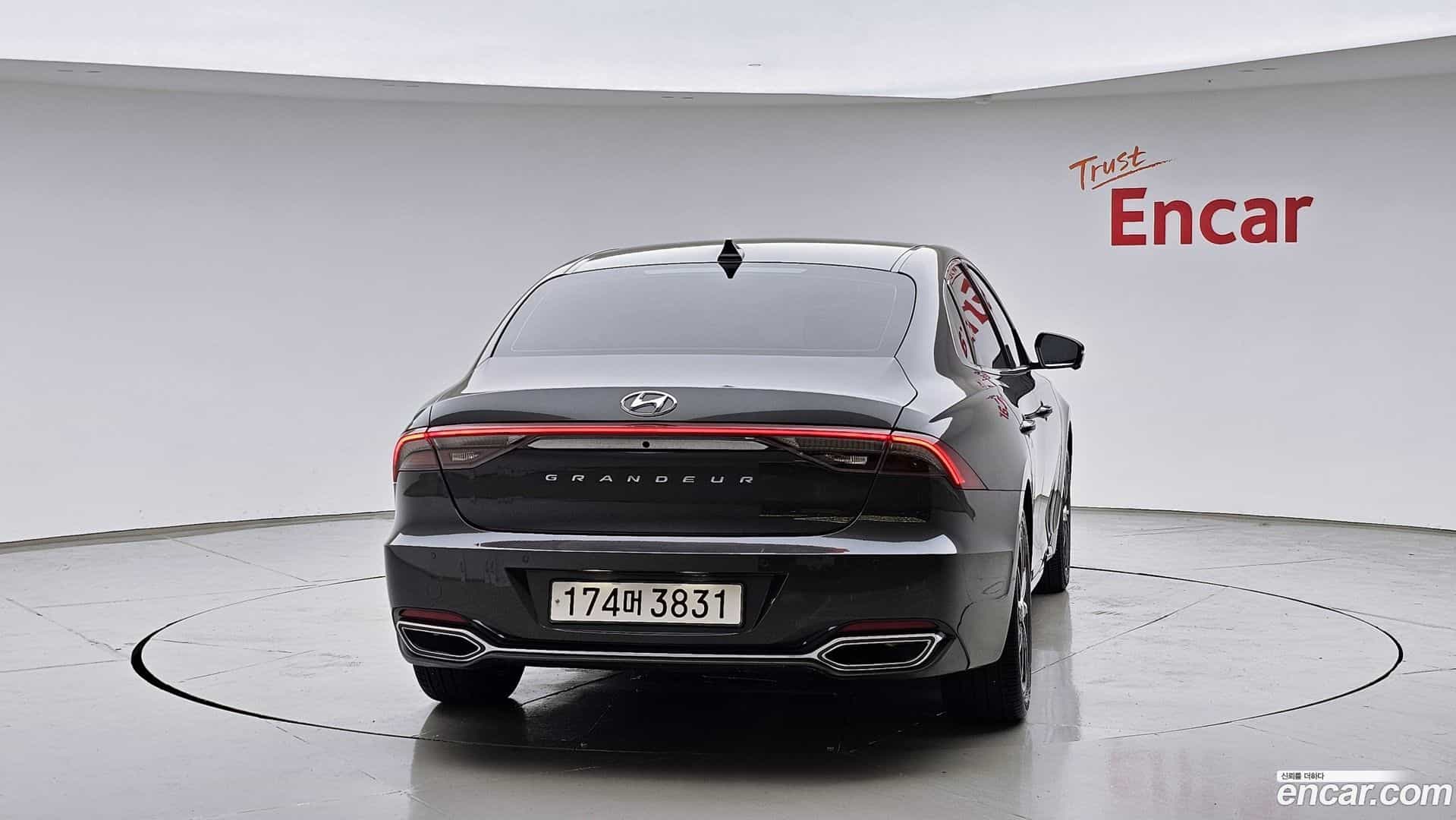 Grandeur Hyundai 2022.3-OUTER-004