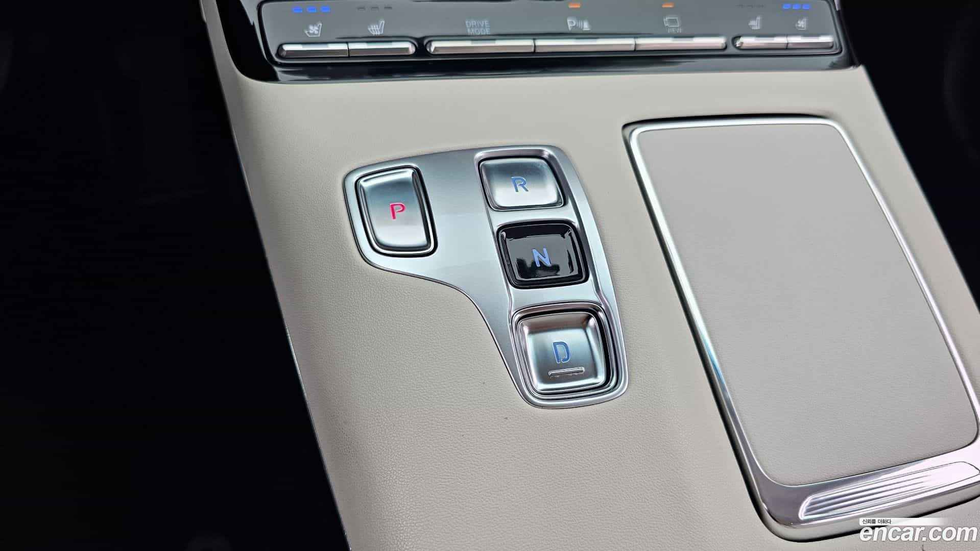 Grandeur Hyundai 2022.3-INNER-009