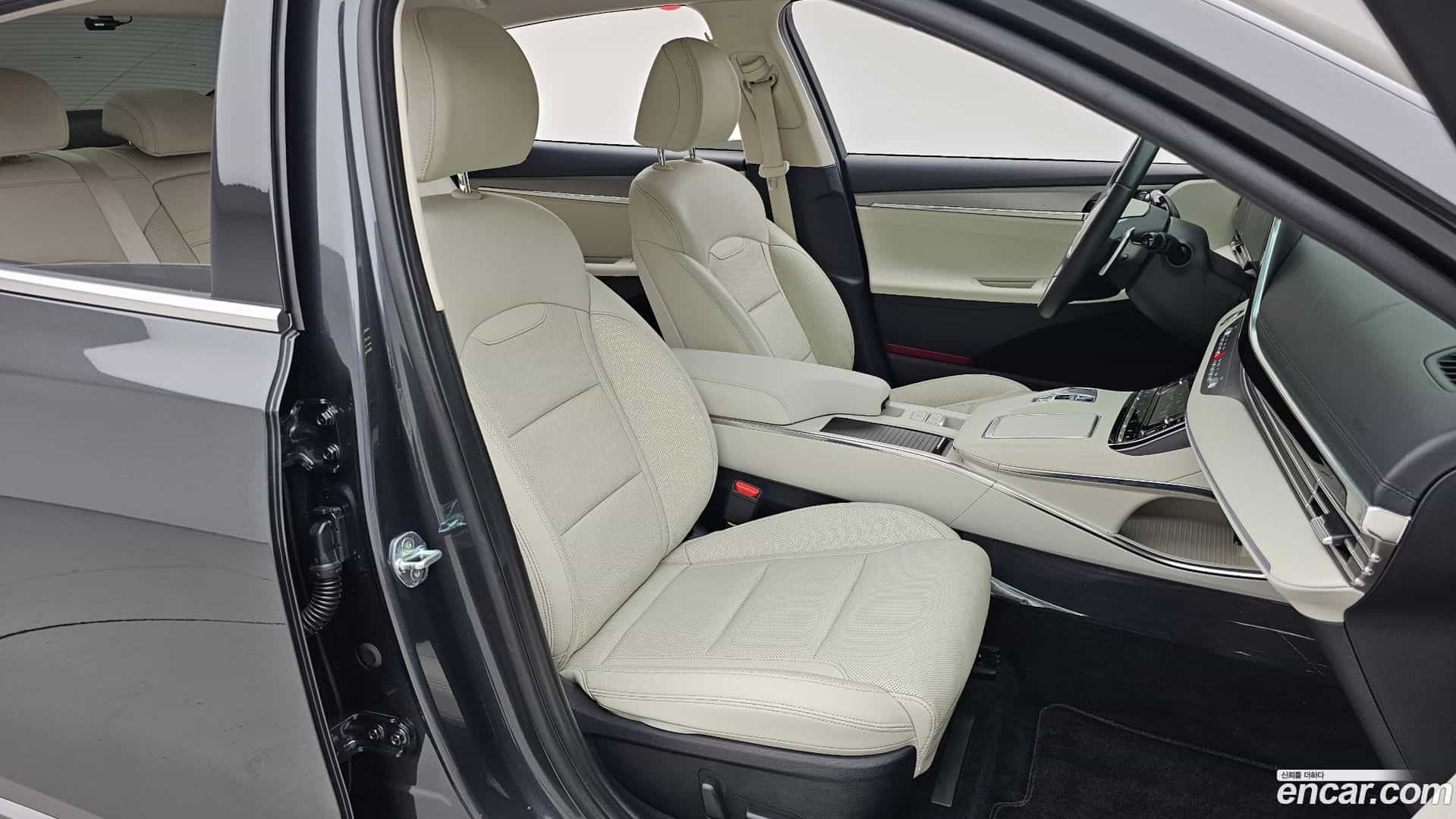 Grandeur Hyundai 2022.3-OPTION-015