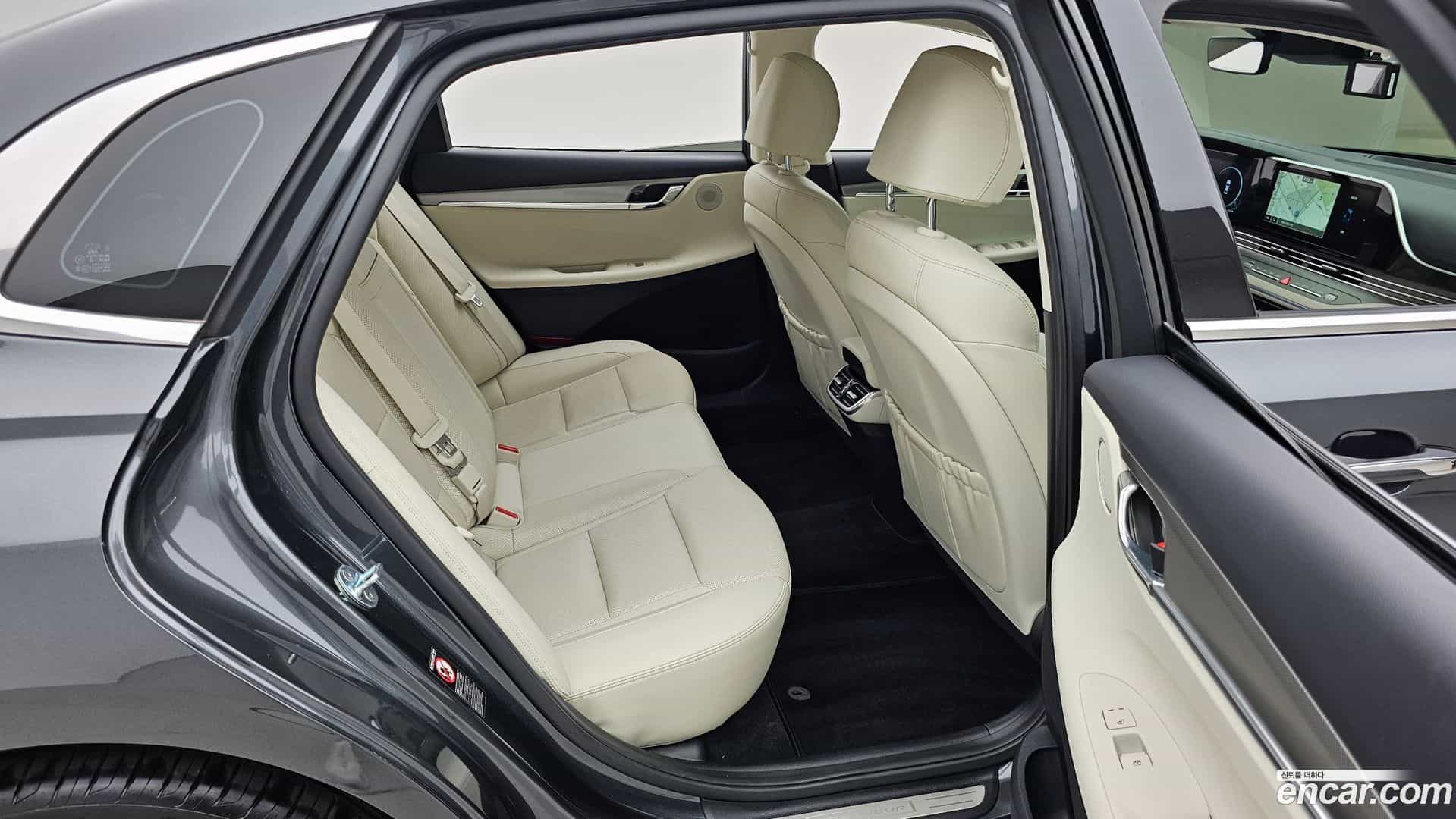 Grandeur Hyundai 2022.3-OPTION-016