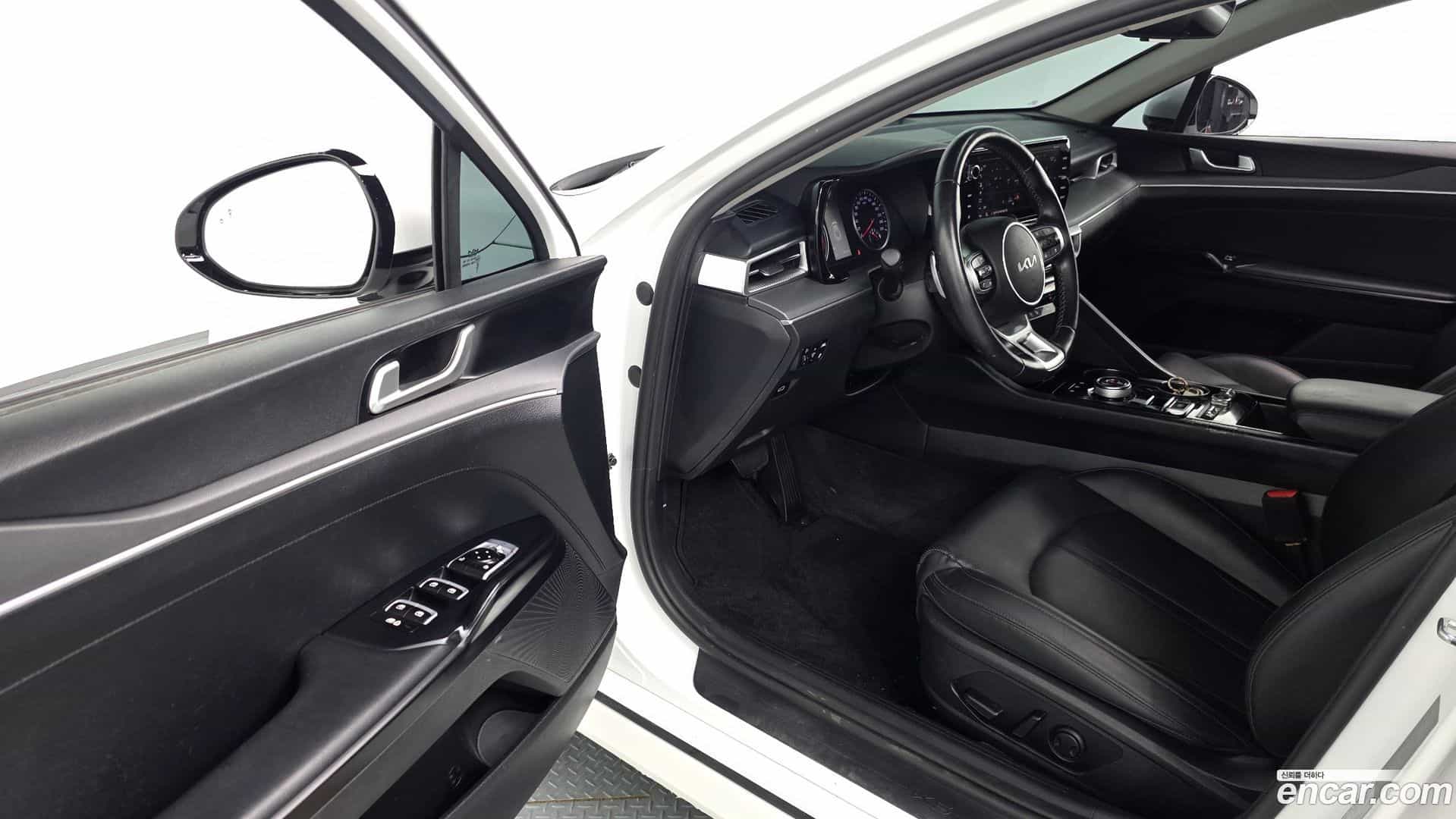 K5 Kia 2022.11-INNER-010