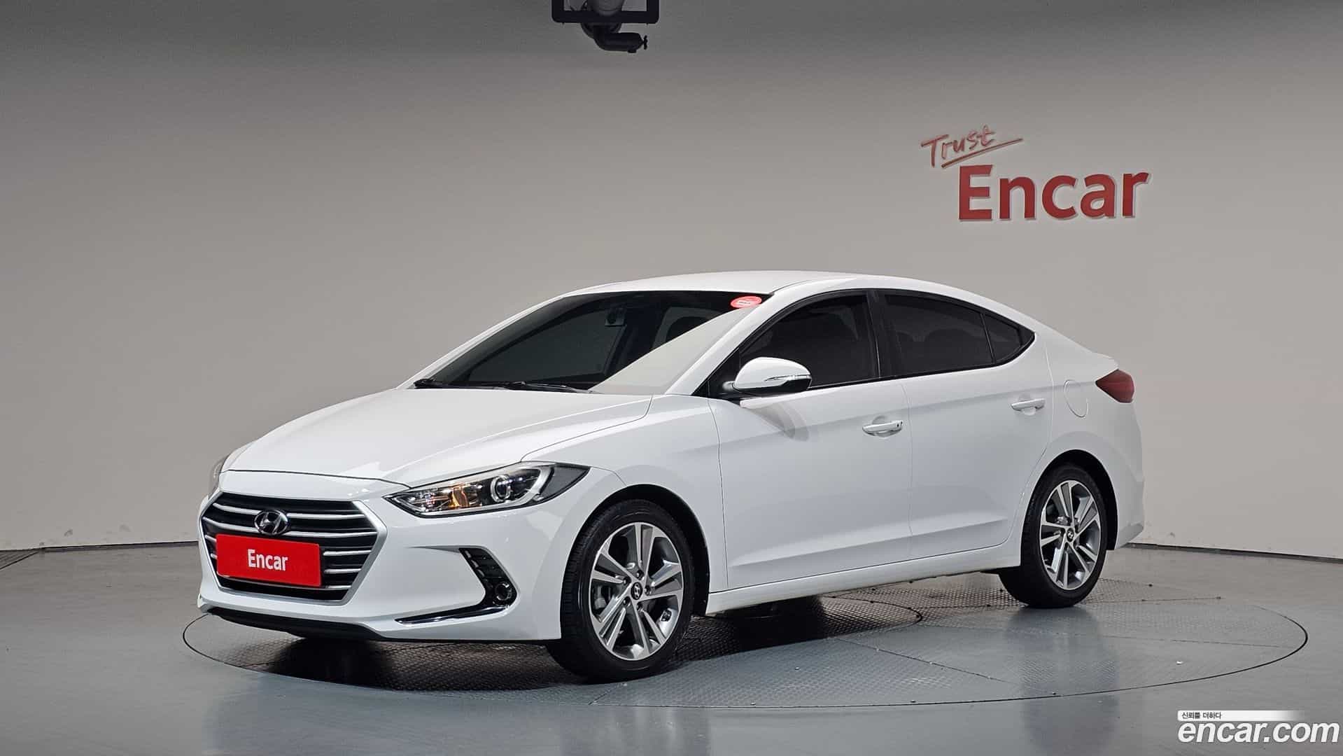 AVANTE Hyundai 2018.1-OUTER-001