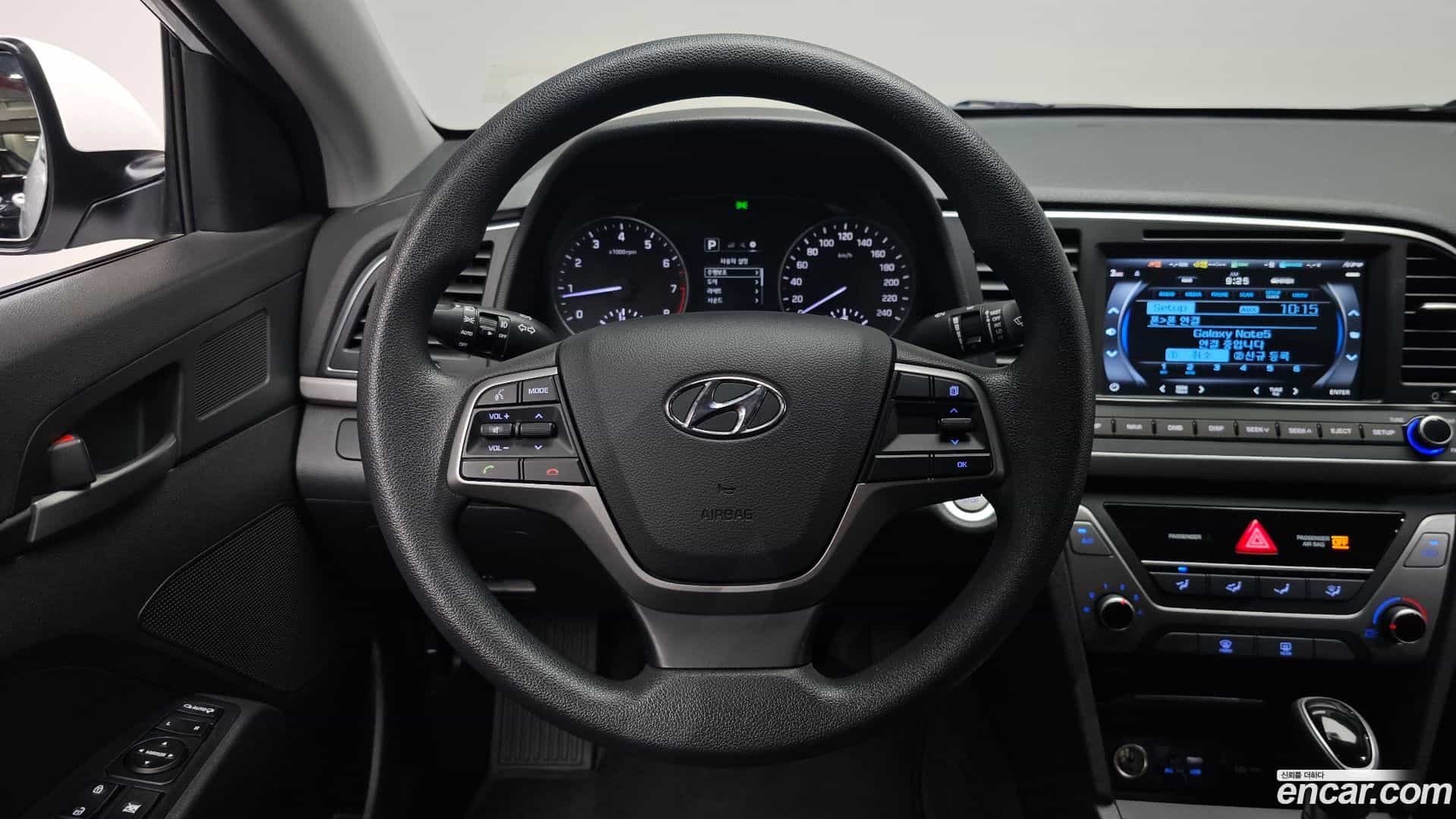 AVANTE Hyundai 2018.1-OPTION-016