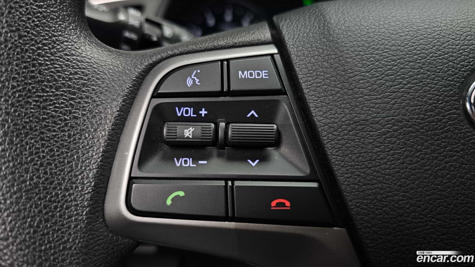 AVANTE Hyundai 2018.1-OPTION-022