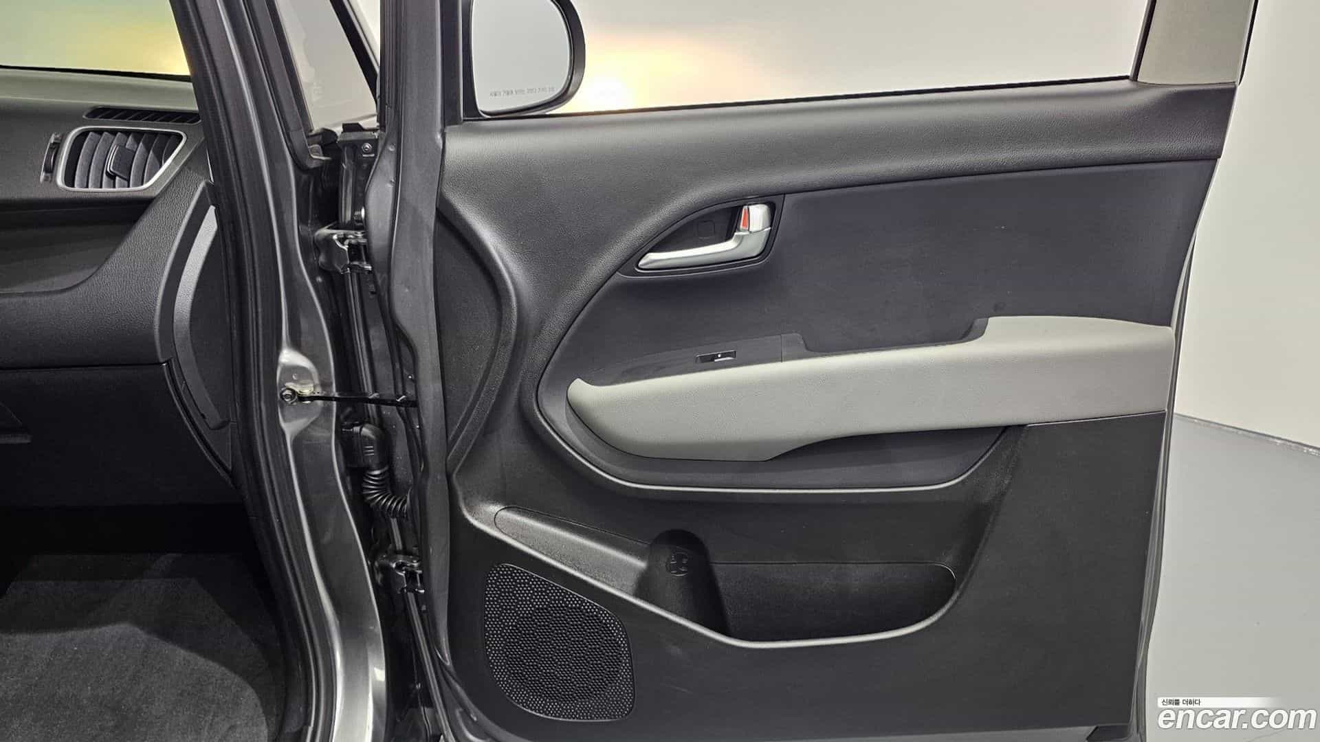 RAY Kia 2021.10-INNER-035
