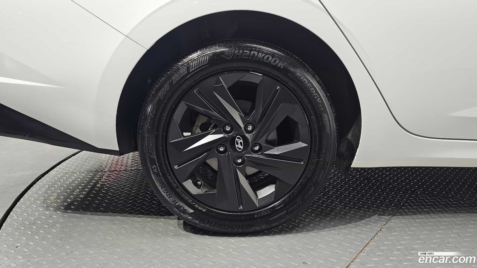 AVANTE Hyundai 2022.6-OUTER-005