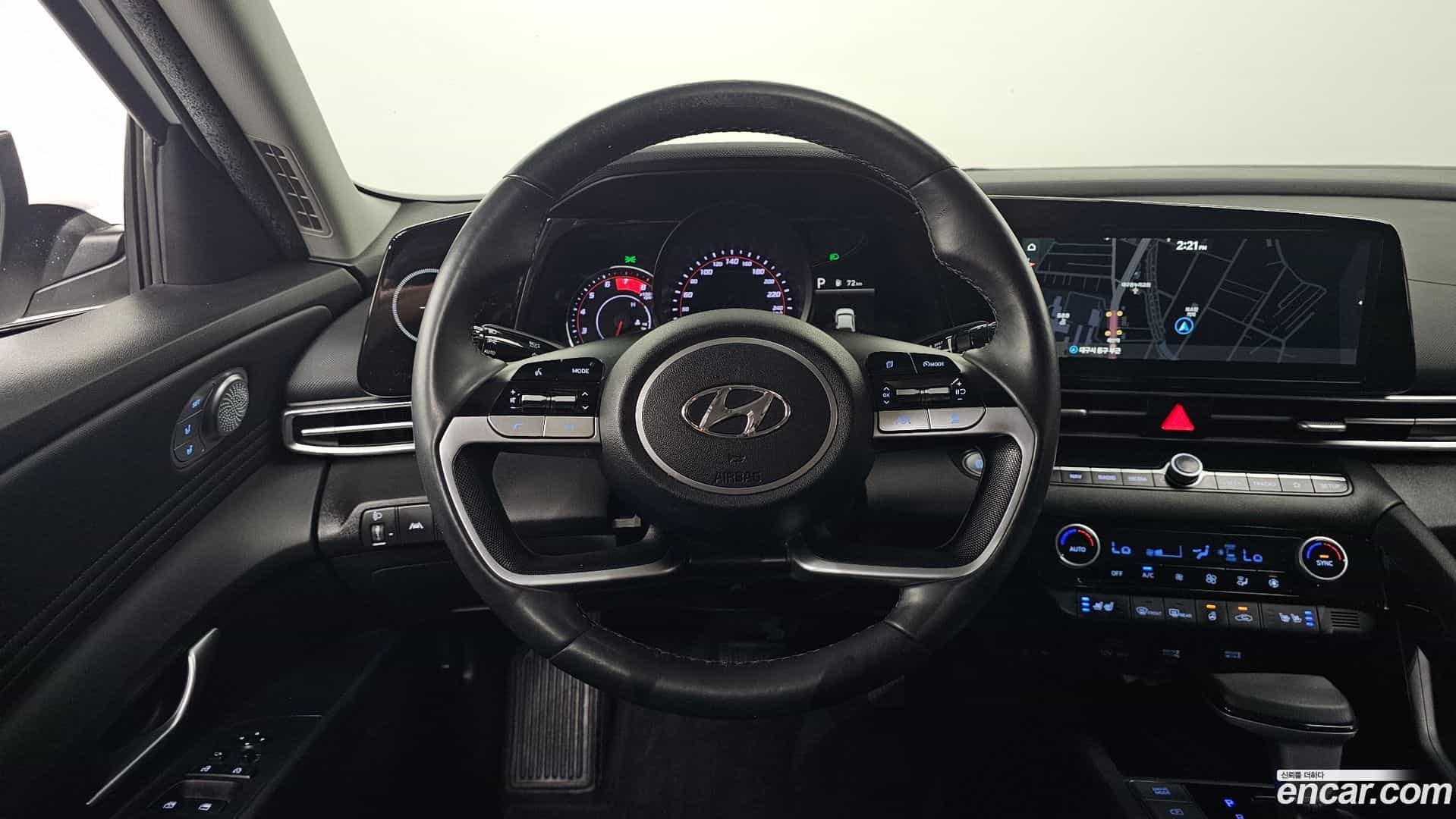 AVANTE Hyundai 2022.6-OPTION-017