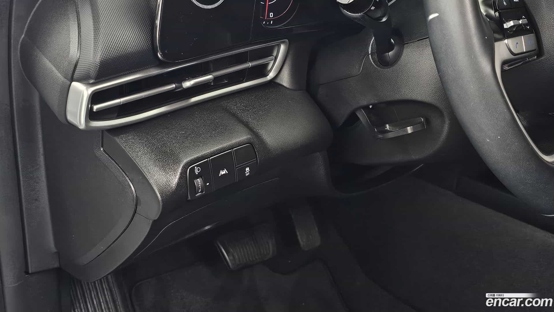 AVANTE Hyundai 2022.6-OPTION-021