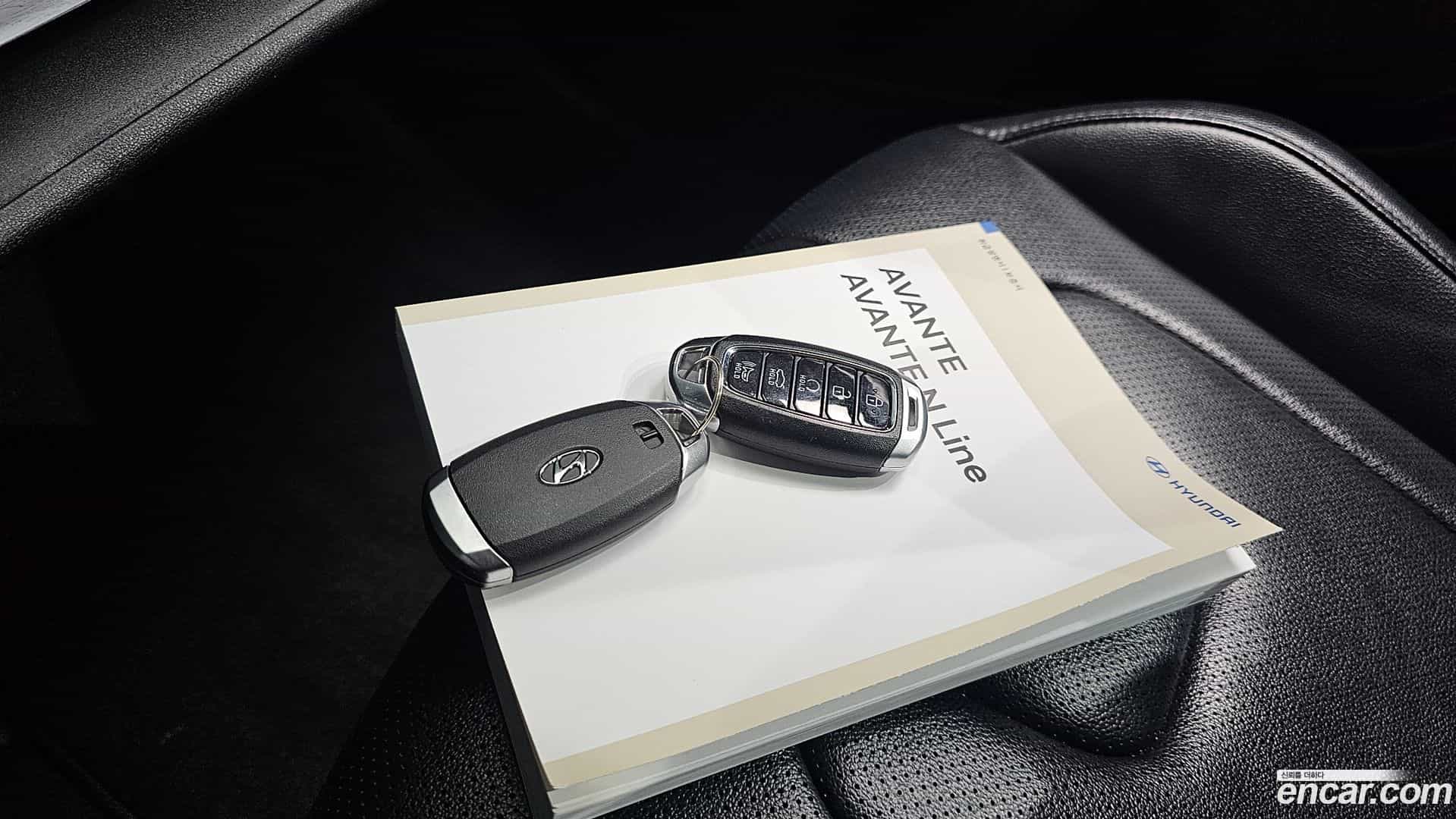AVANTE Hyundai 2022.6-OPTION-023