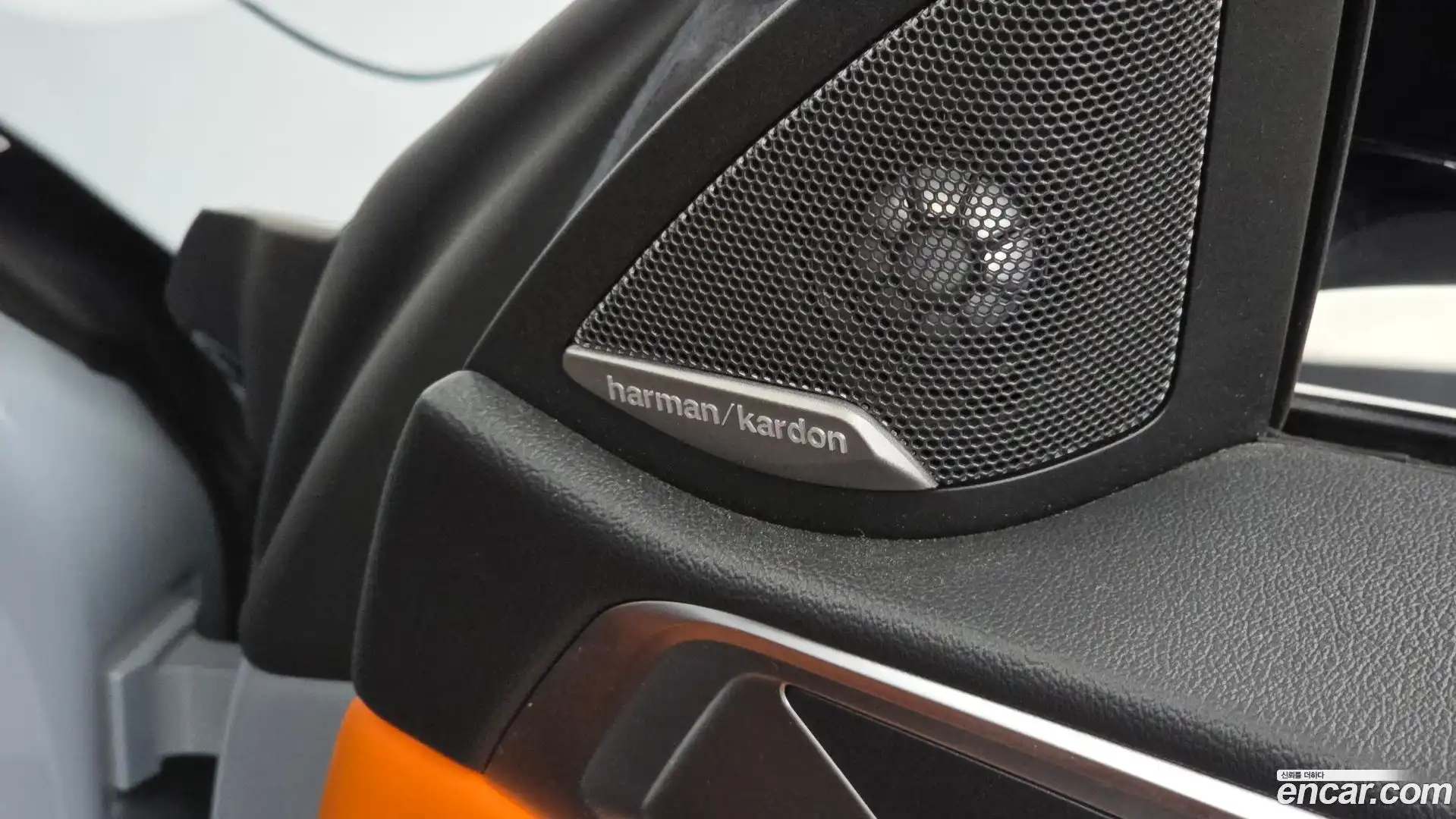 M4 BMW 2021.4-OPTION-023