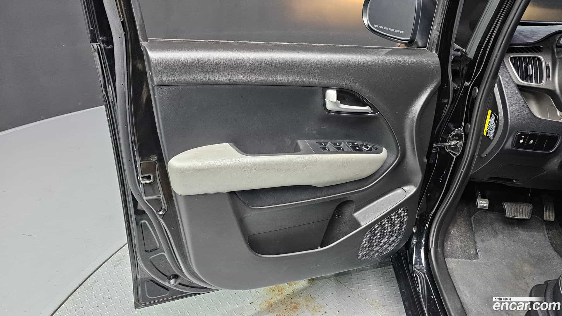 RAY Kia 2020.6-INNER-034