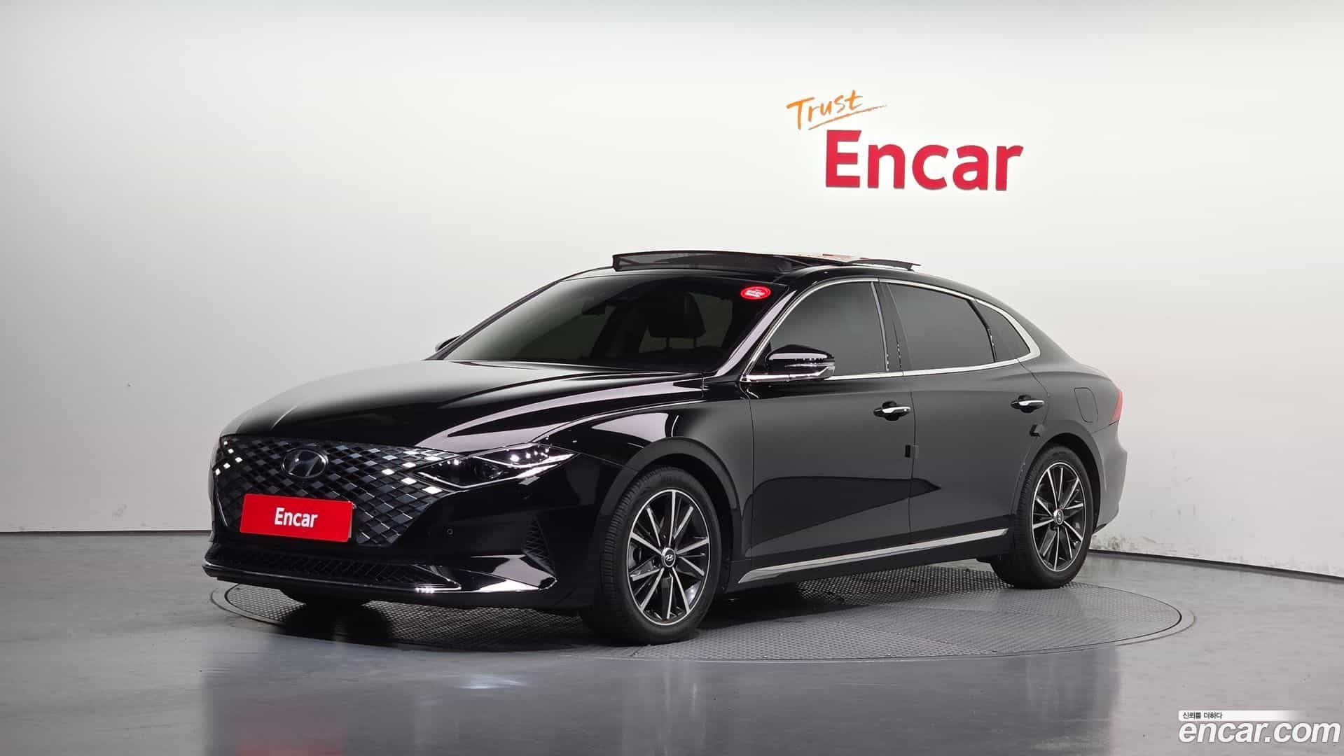 Grandeur Hyundai 2022.5-OUTER-001