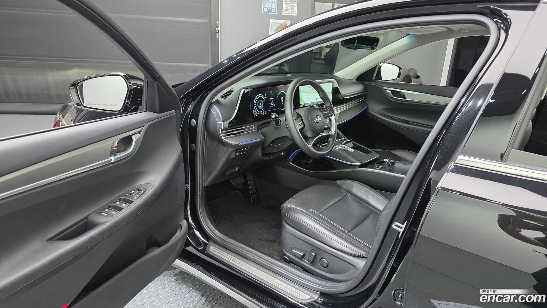 Grandeur Hyundai 2022.5-INNER-010