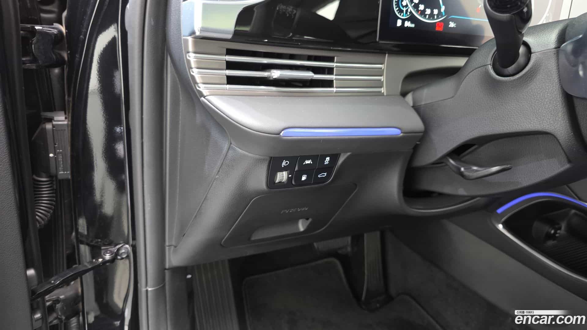 Grandeur Hyundai 2022.5-OPTION-018