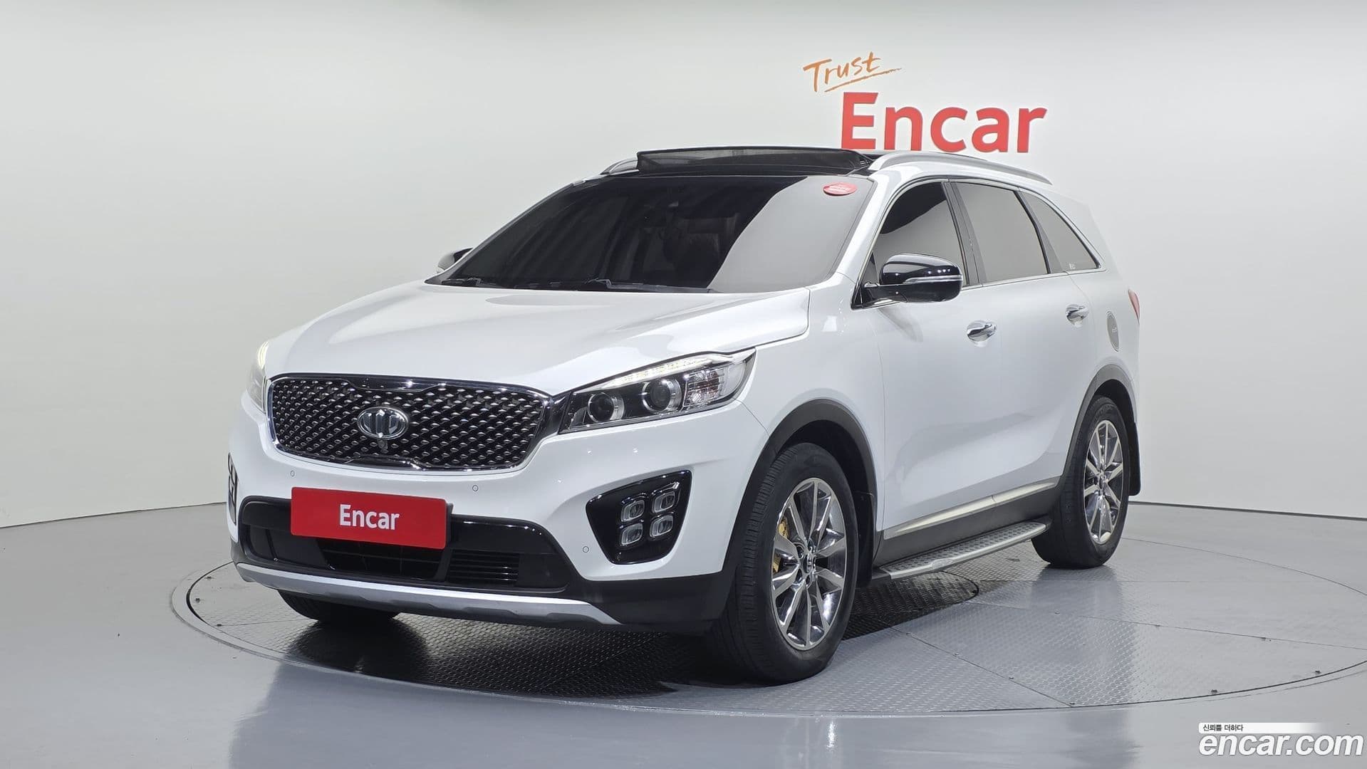 Main__Slider__Photo:Sorento Kia 2016.10-0