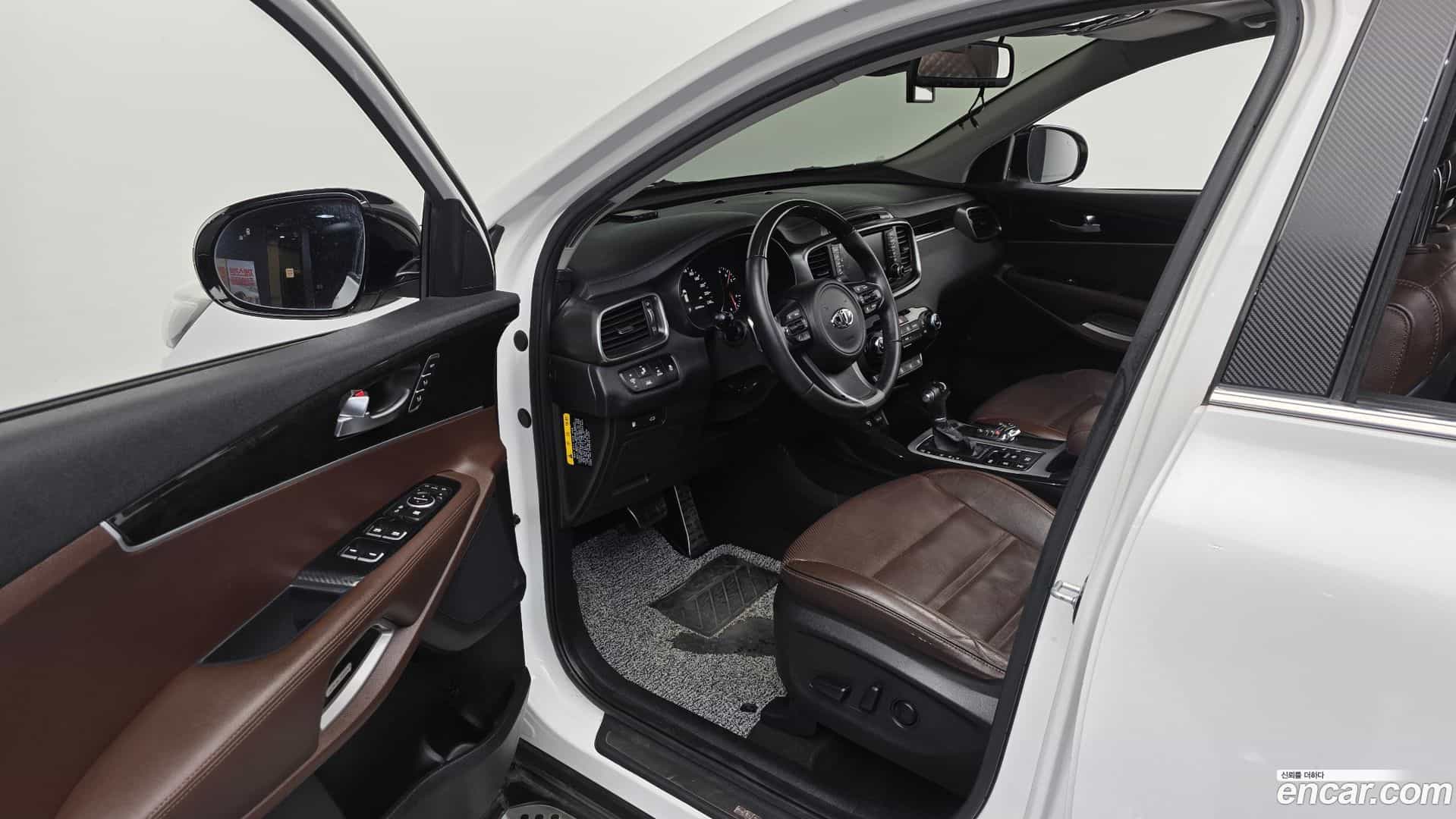 Sorento Kia 2016.10-INNER-010