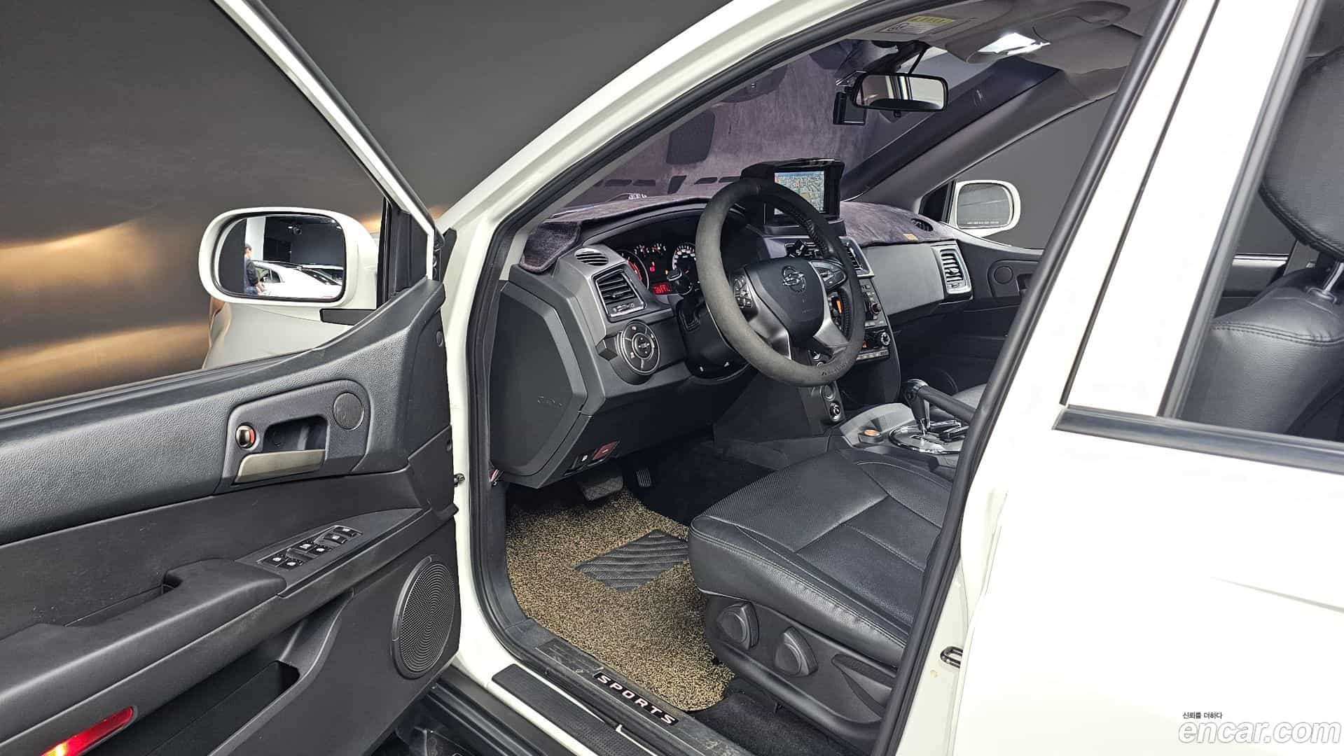 KORANDO KG Mobility 2017.2-INNER-010