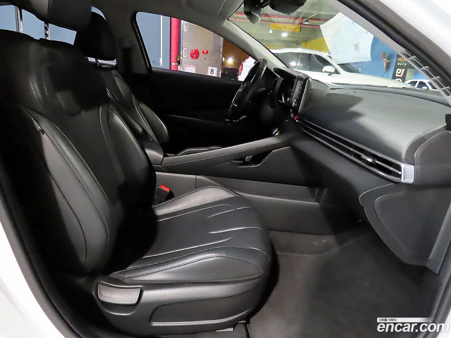 AVANTE Hyundai 2021.4-INNER-008