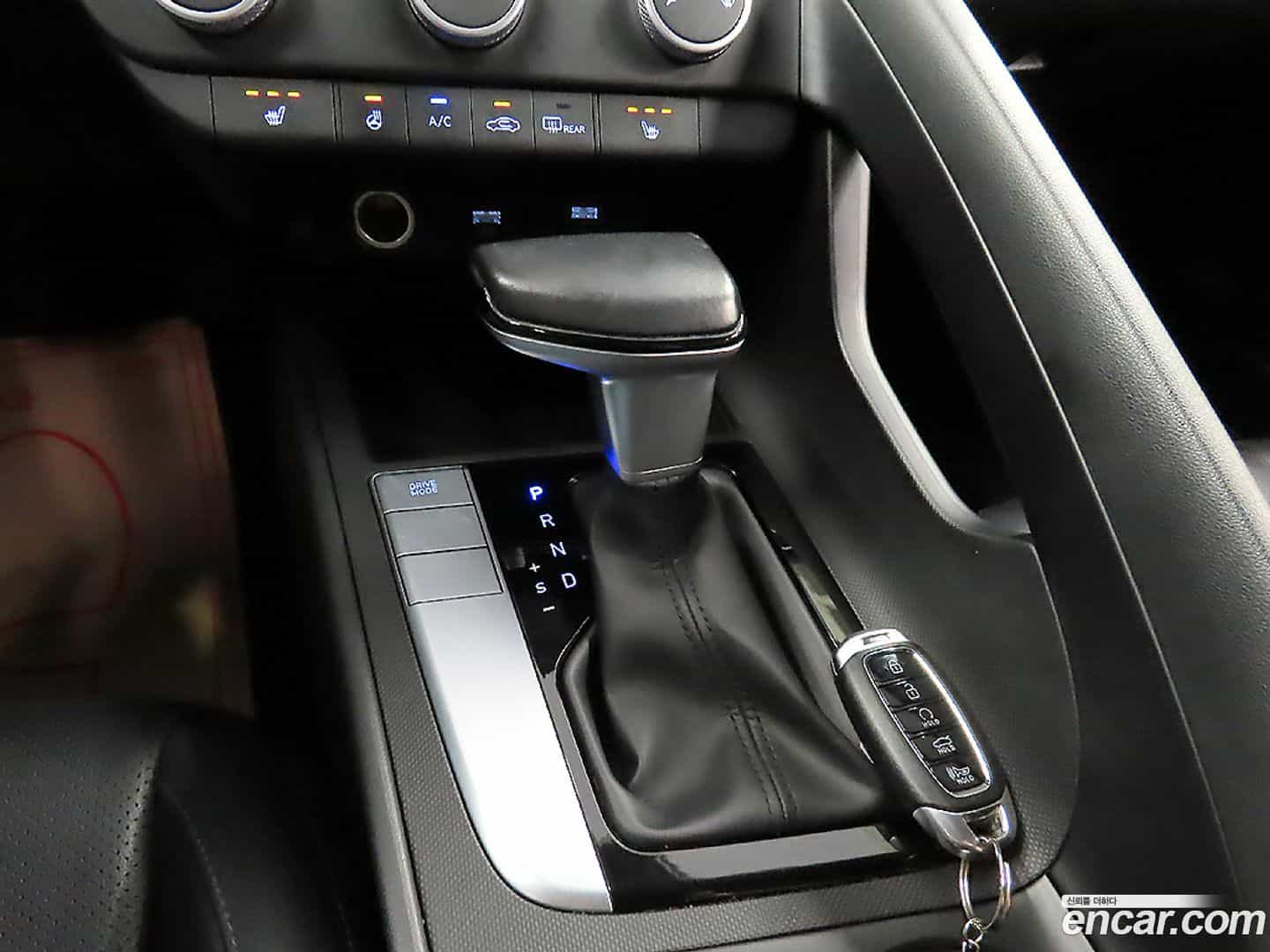 AVANTE Hyundai 2021.4-OPTION-017
