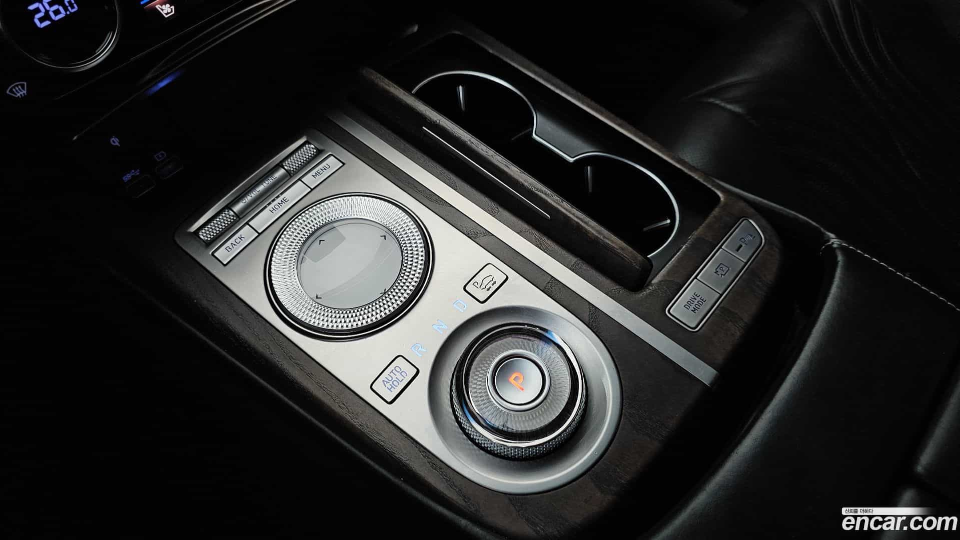 G80 Genesis 2021.1-INNER-009