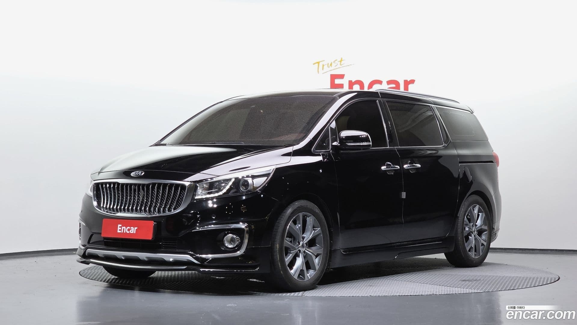 Main__Slider__Photo:Canival Kia 2018.0-0