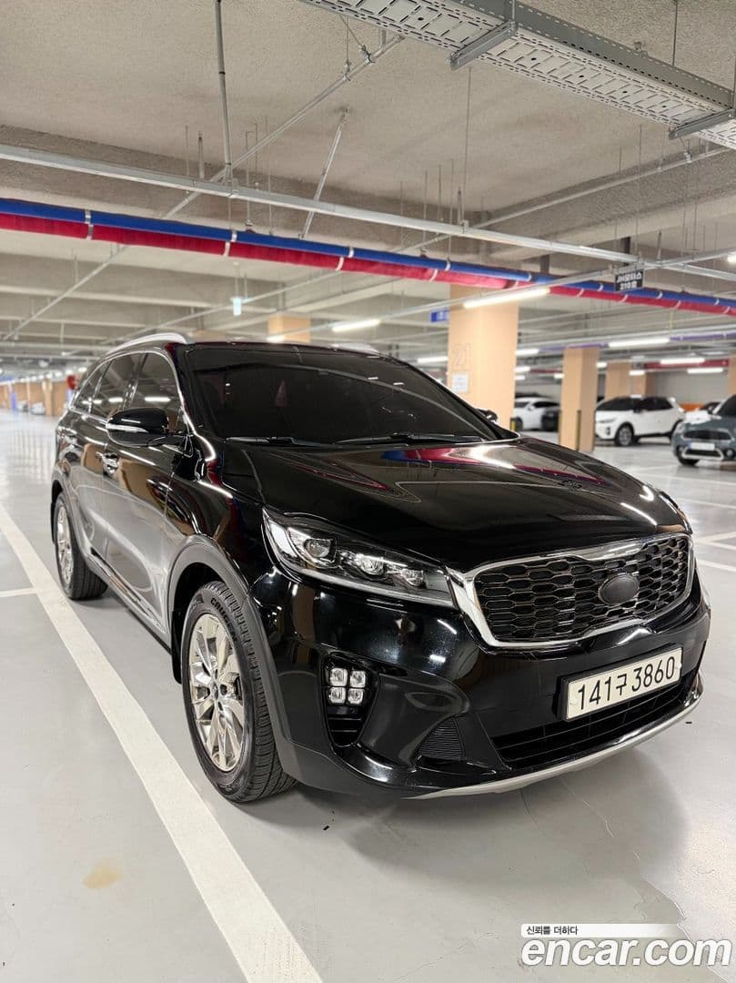 Main__Slider__Photo:Sorento Kia 2019.8-0