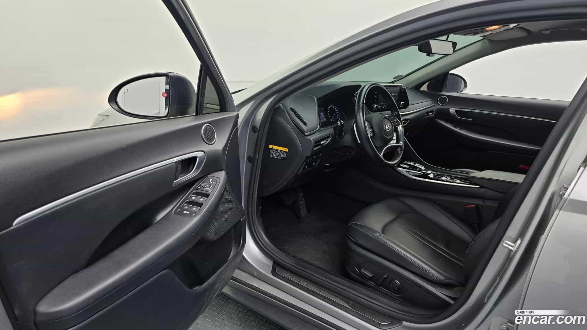 Sonata Hyundai 2020.0-INNER-010