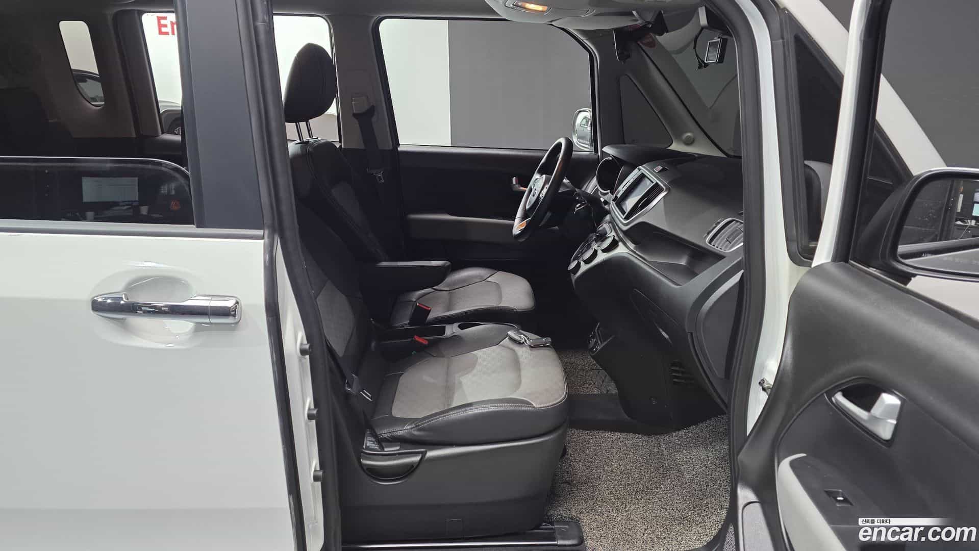 RAY Kia 2021.5-INNER-036
