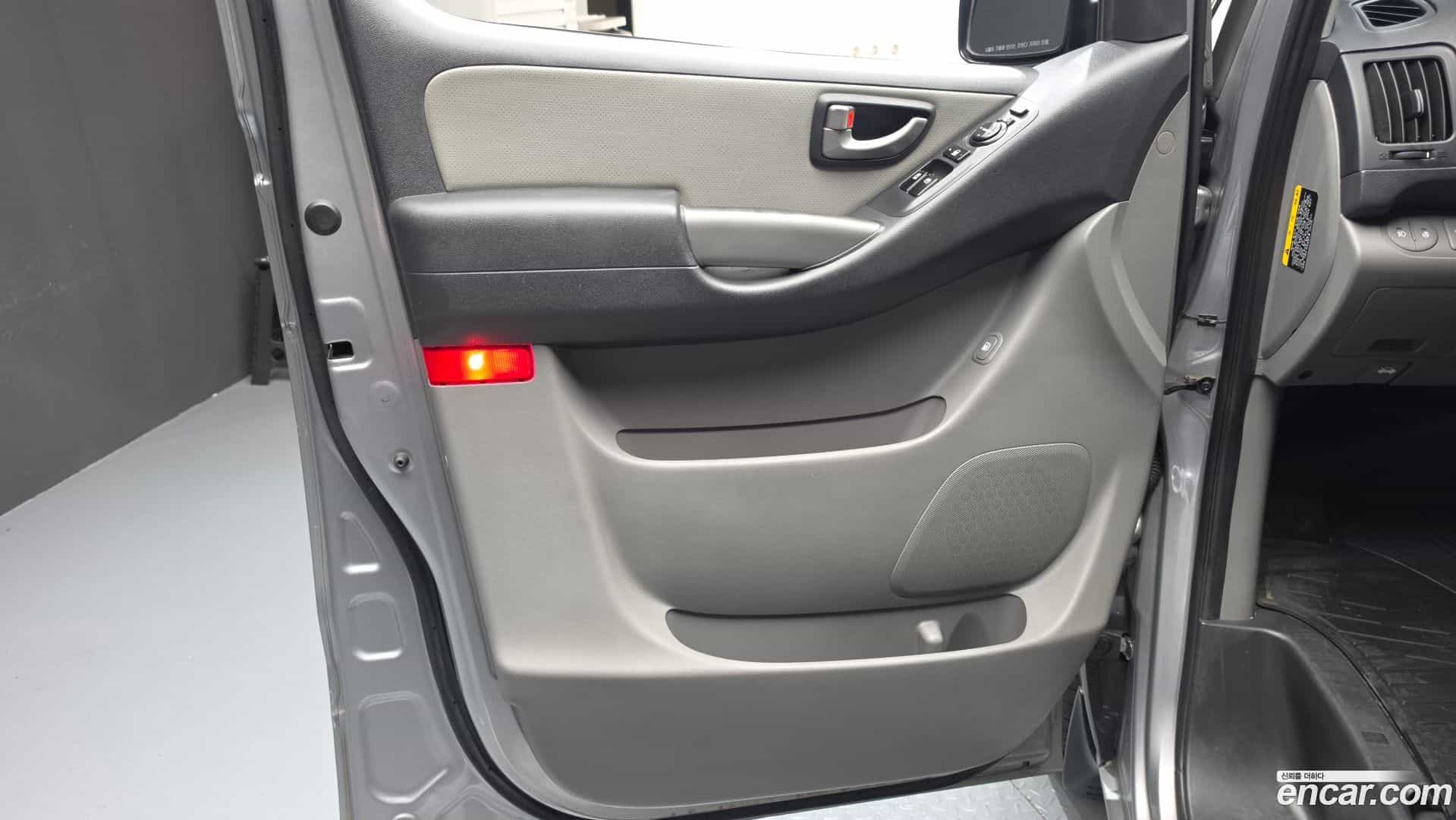 Starex Hyundai 2020.5-INNER-034