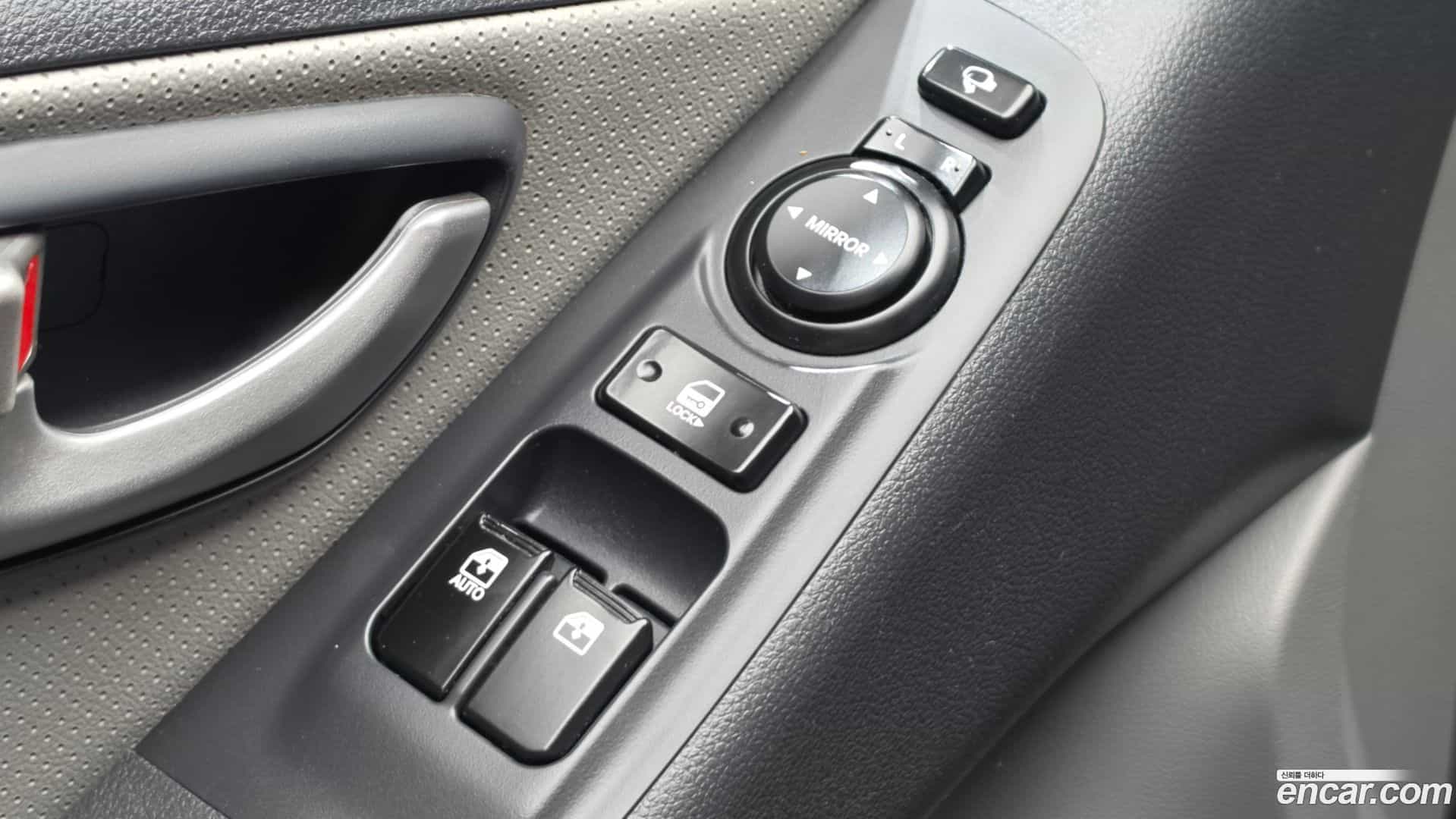 Starex Hyundai 2020.5-OPTION-041