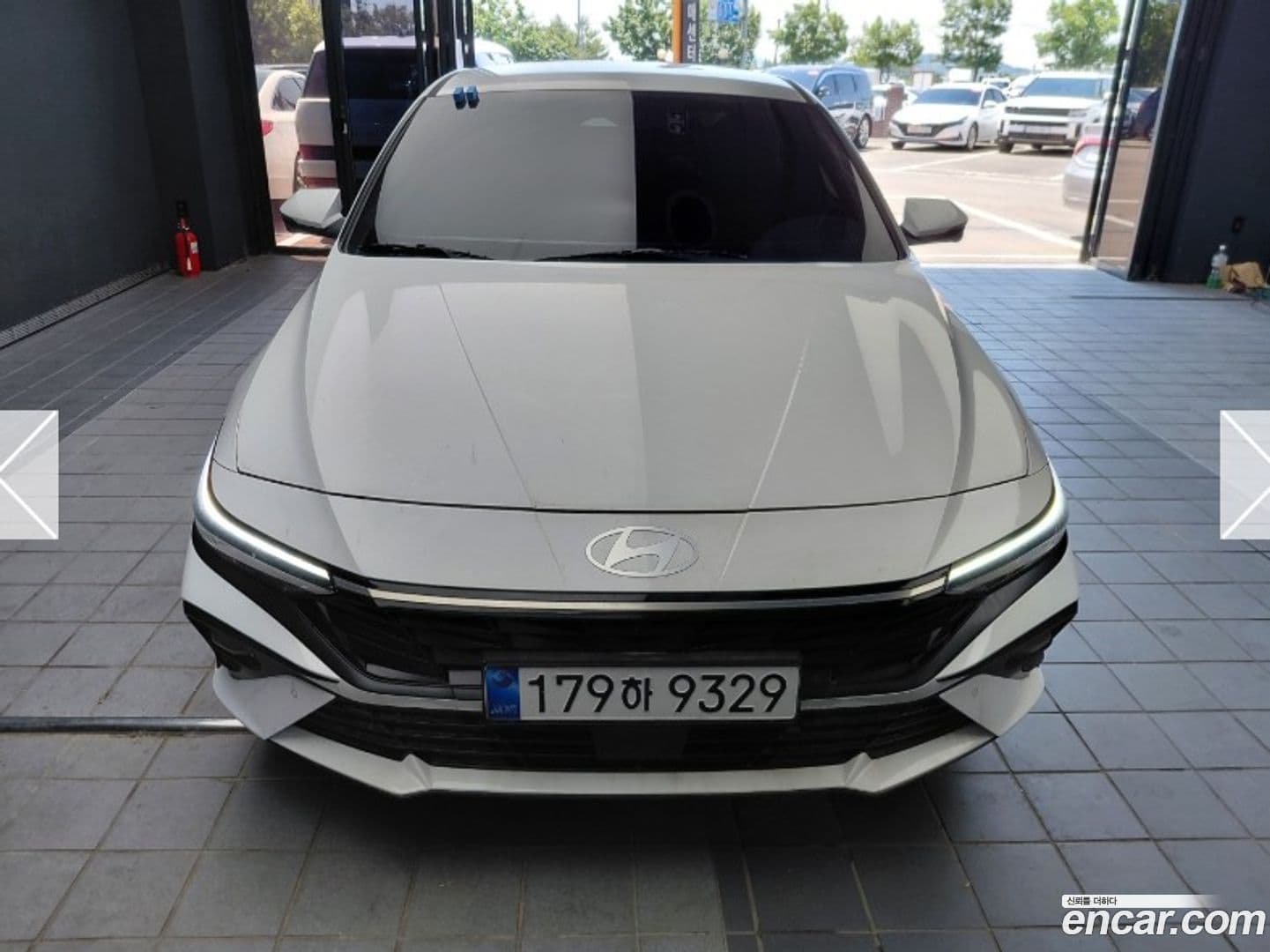Main__Slider__Photo:AVANTE Hyundai 2025.3-0