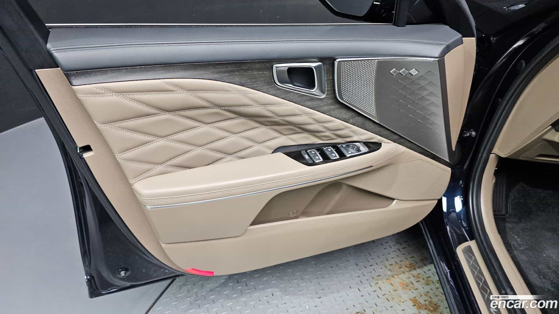 K8 Kia 2021.11-INNER-034