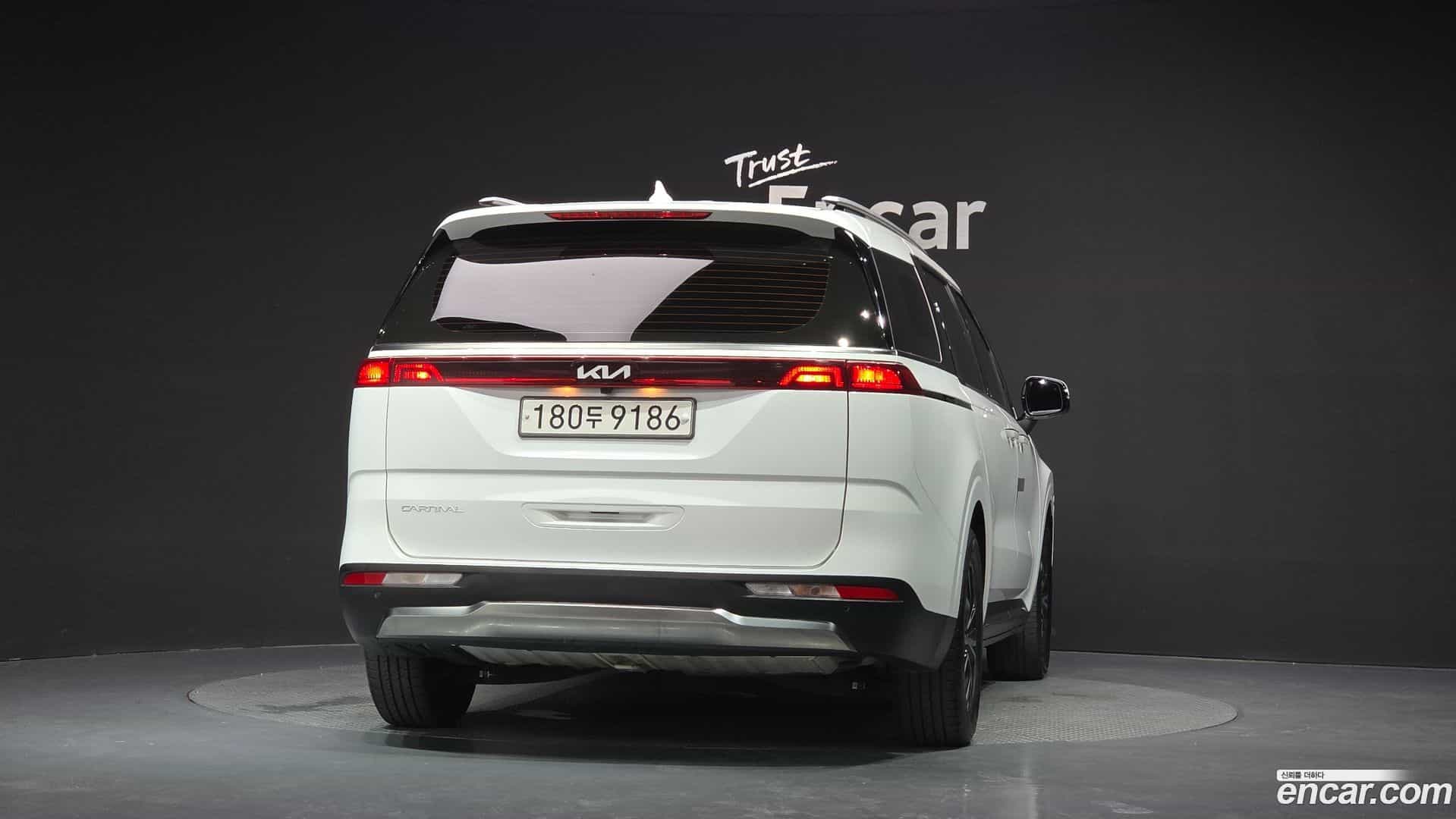 Canival Kia 2023.4-OUTER-004