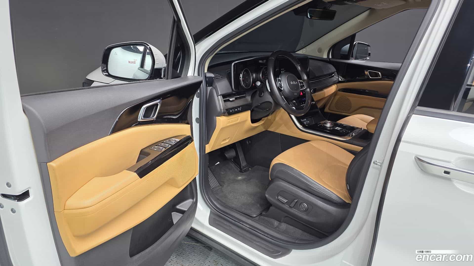 Canival Kia 2023.4-INNER-010