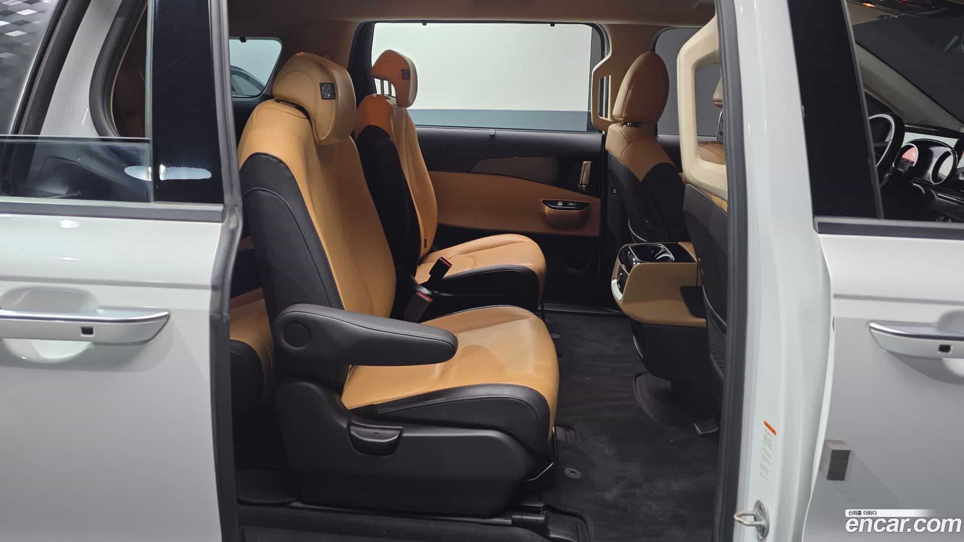 Canival Kia 2023.4-OPTION-015