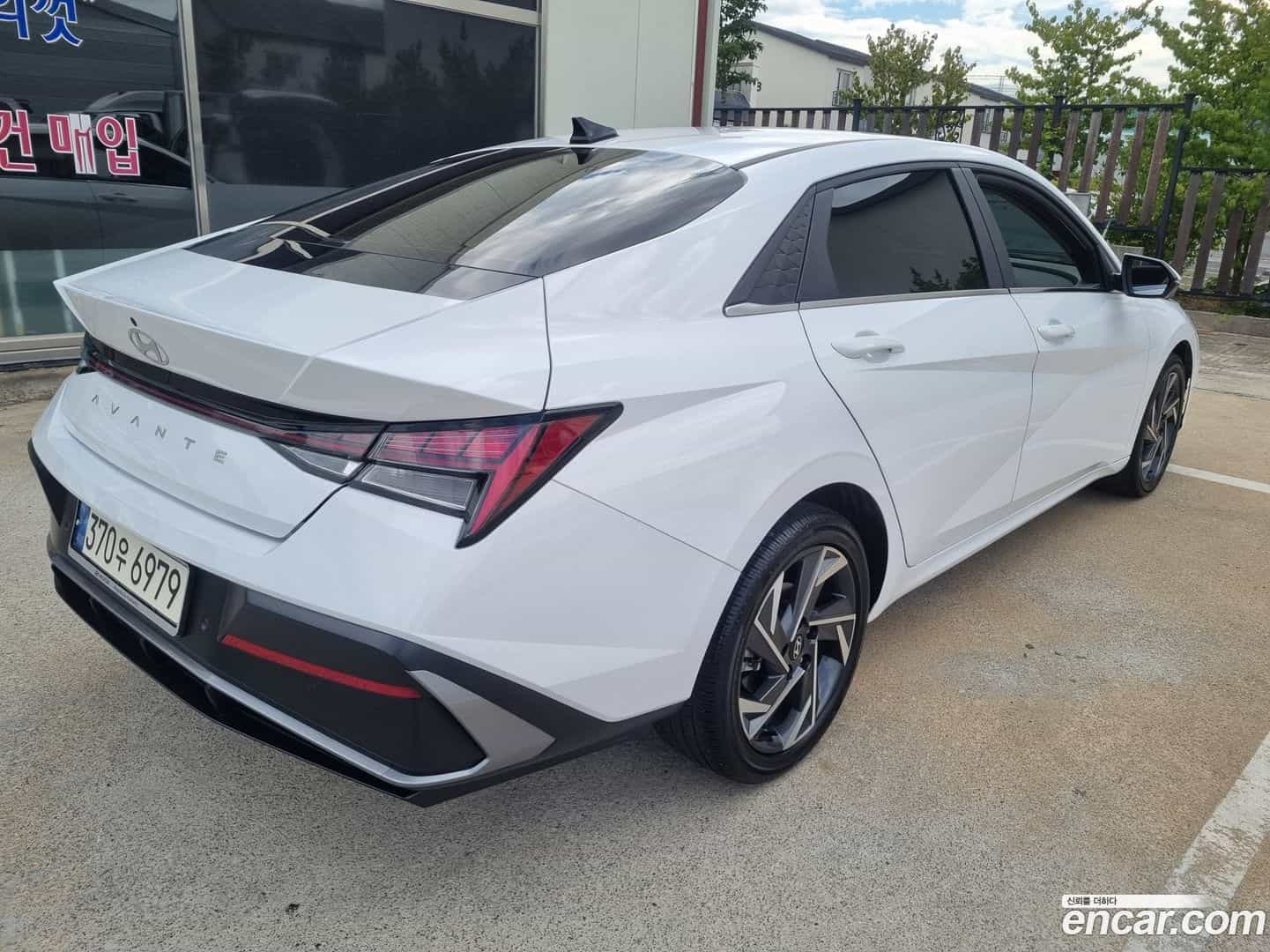 AVANTE Hyundai 2024.6-OUTER-002
