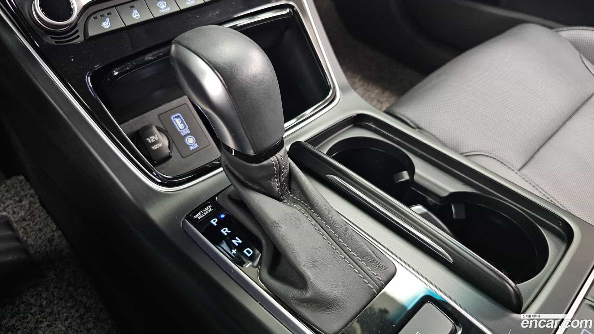 Grandeur Hyundai 2019.9-INNER-009