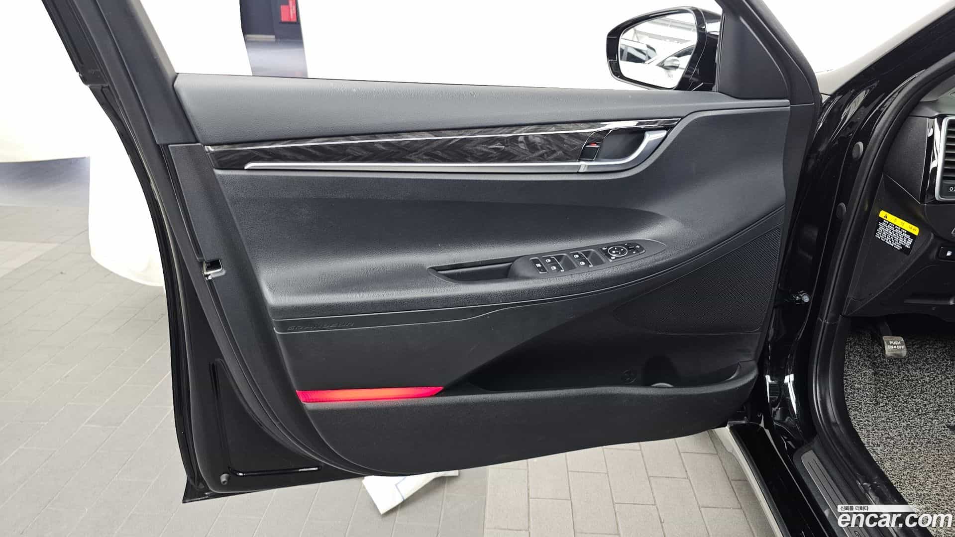 Grandeur Hyundai 2019.9-INNER-034