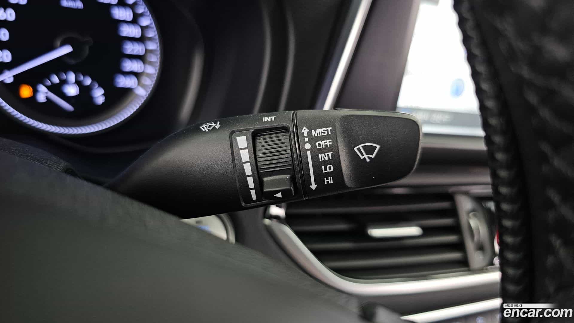 Grandeur Hyundai 2019.9-OPTION-042