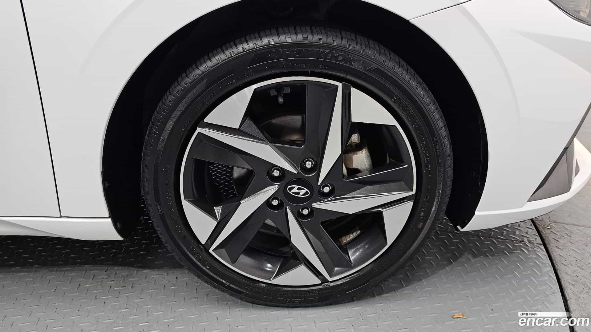 AVANTE Hyundai 2022.5-OUTER-031